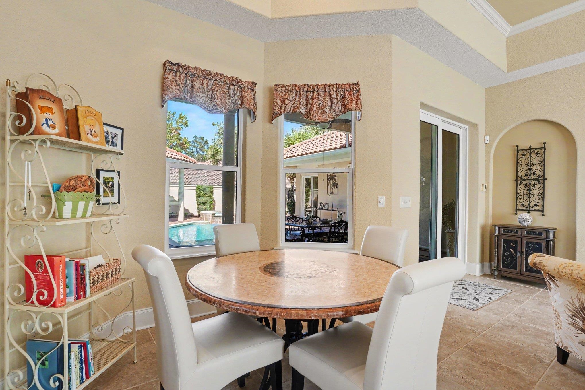 9911 Bellasera Circle Property Photo 25
