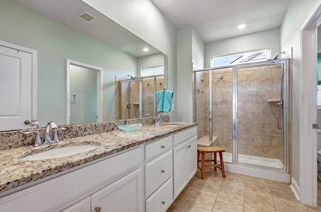 233 Sherwood Dr. Property Photo 25