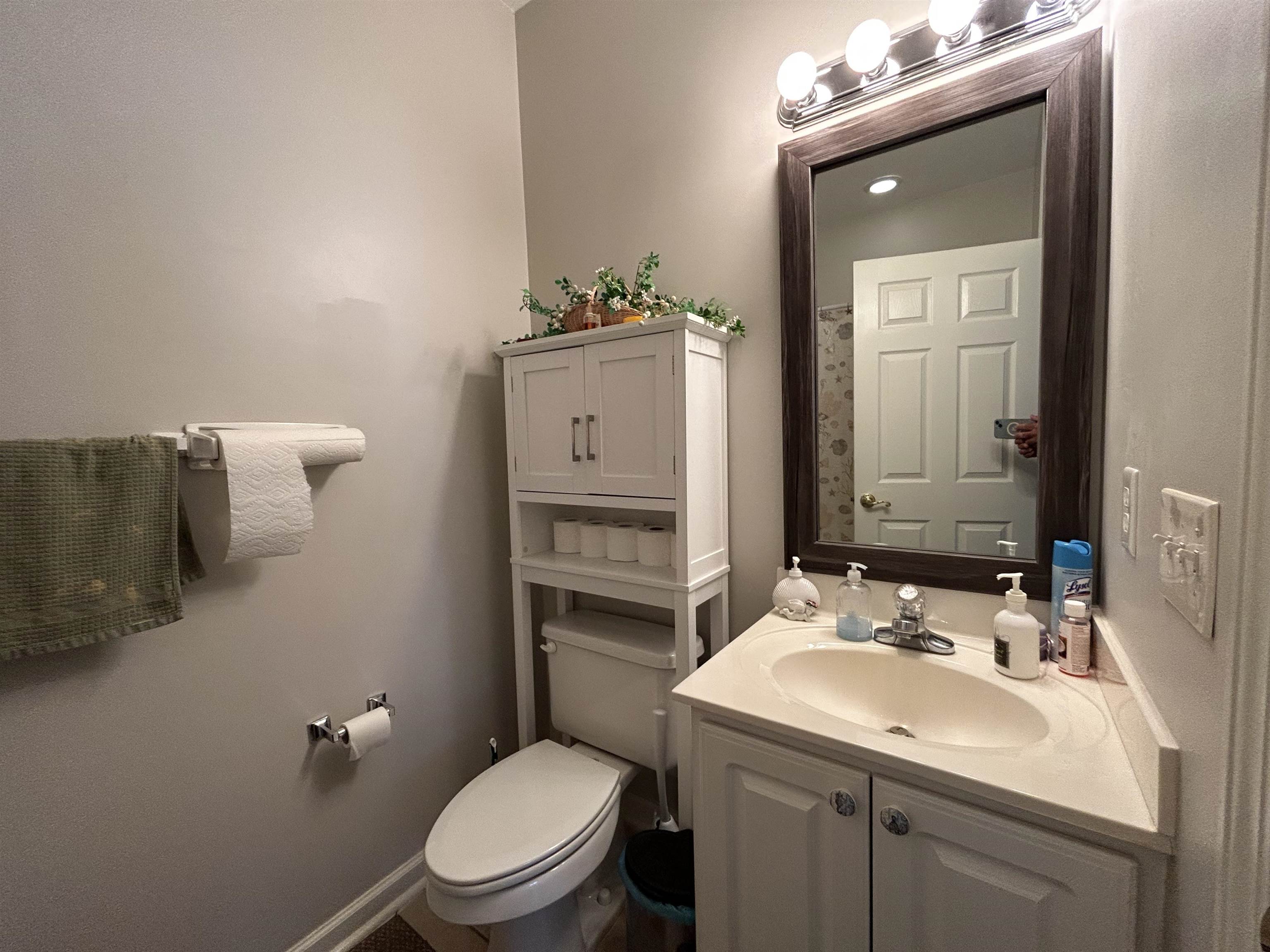1525 Lantern Rest Dr. Property Photo 10