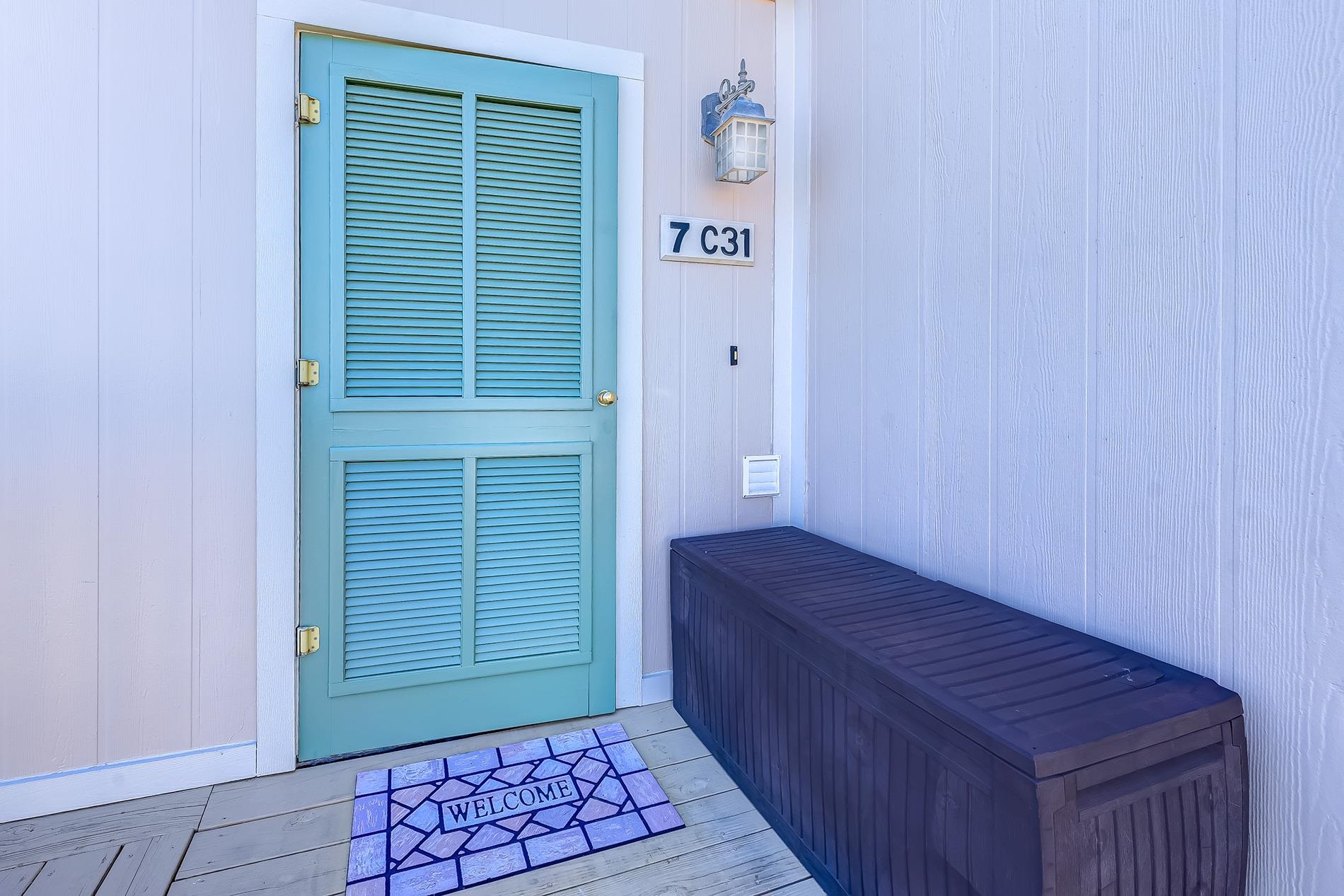 9661 Shore Dr. Property Photo 5