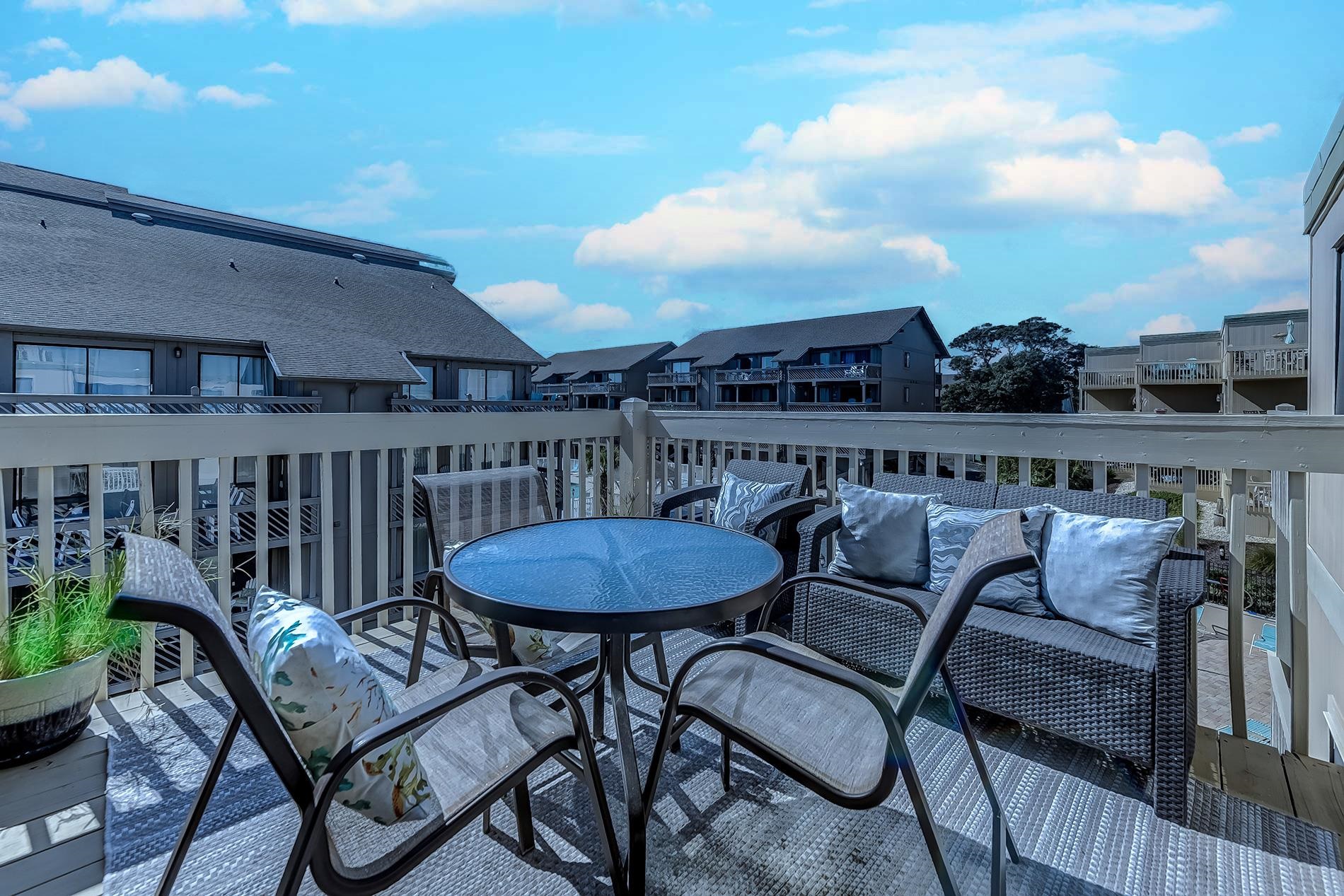 9661 Shore Dr. Property Photo 25