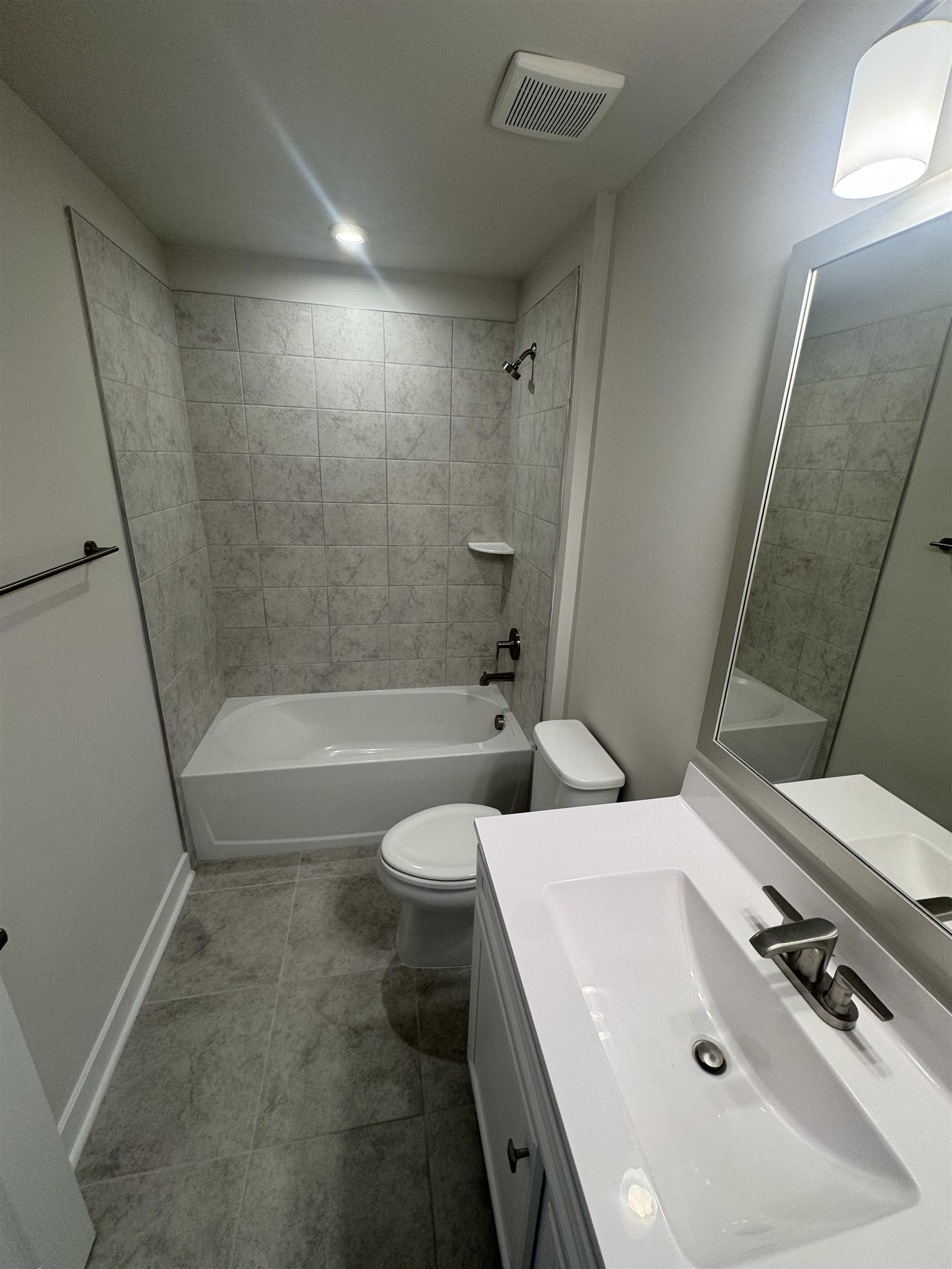 2376 Elowen Ln. Property Photo 15