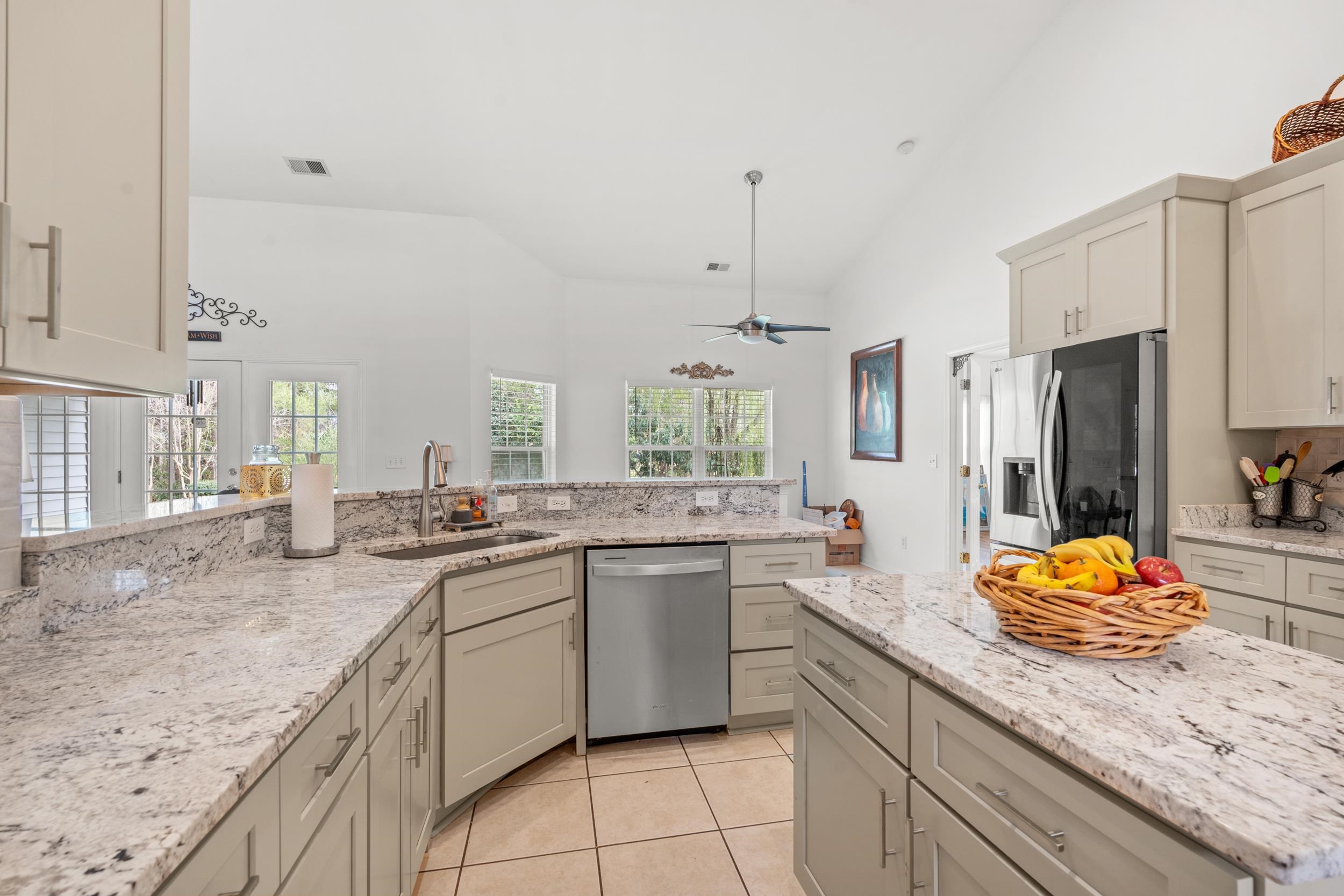 673 Tidal Point Ln. Property Photo 6