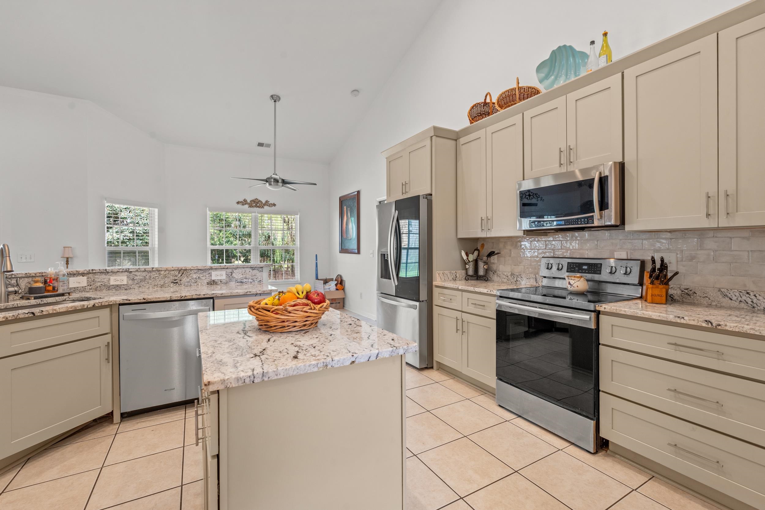 673 Tidal Point Ln. Property Photo 8