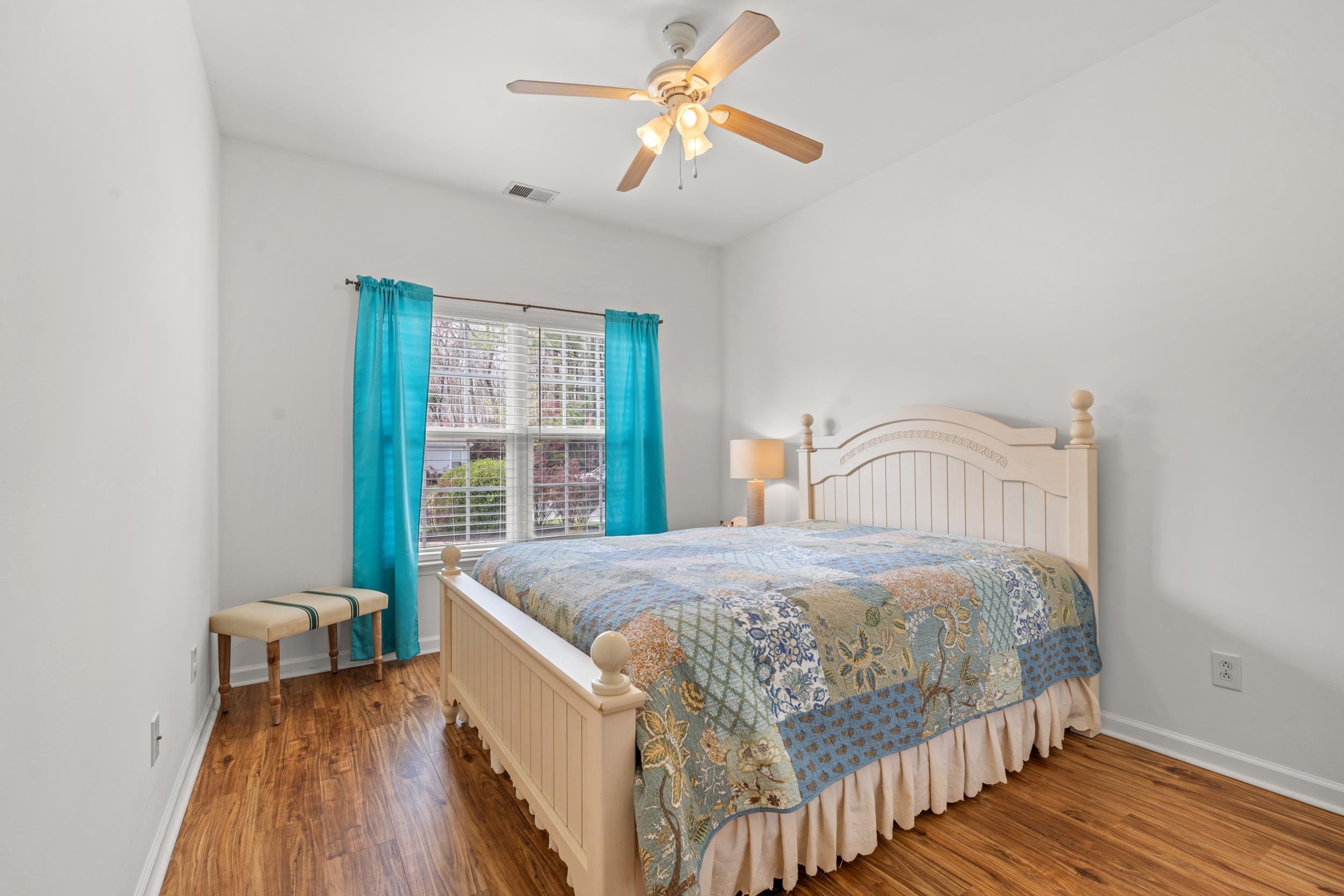 673 Tidal Point Ln. Property Photo 17