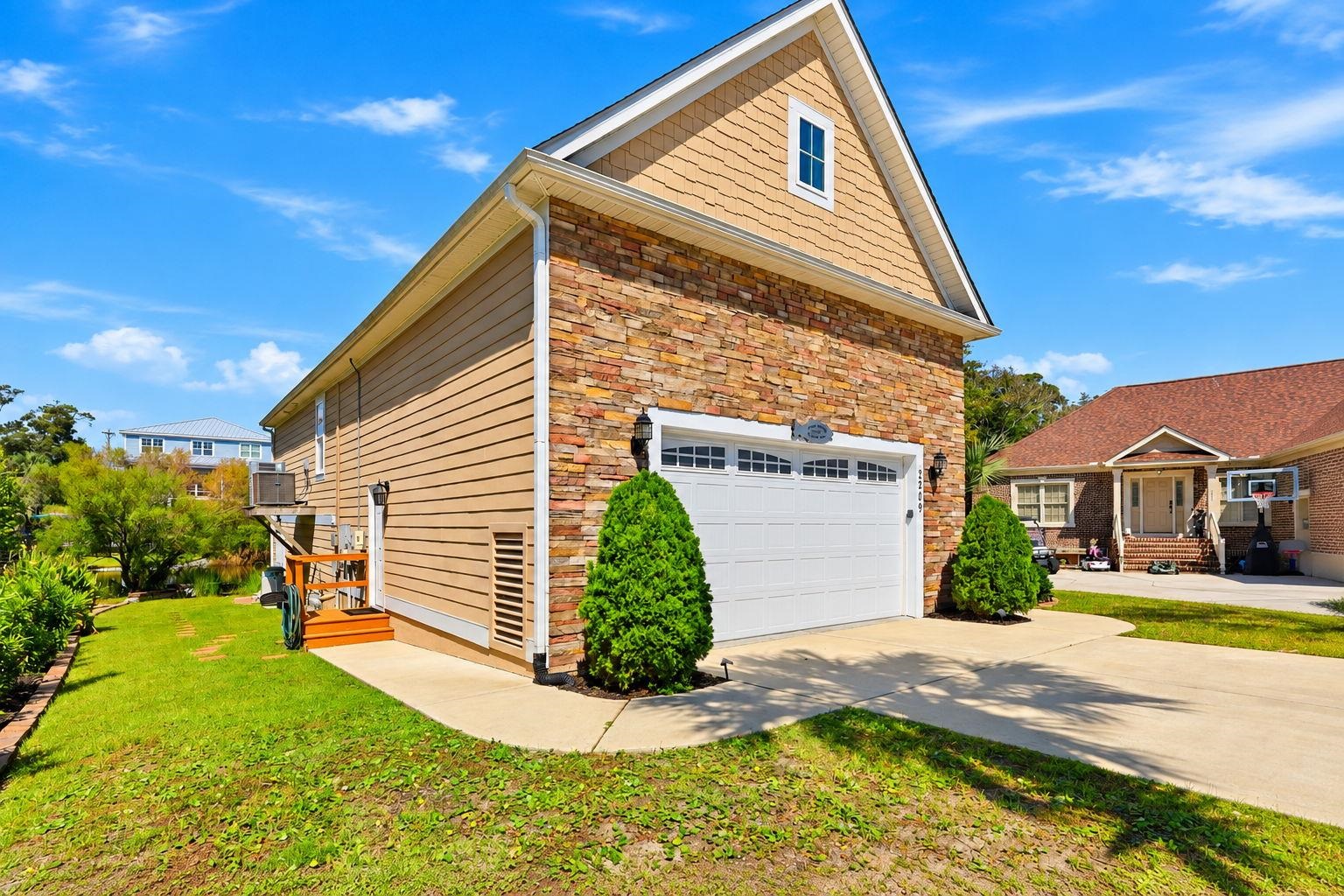 2209 Gazebo Ct. Property Photo 54