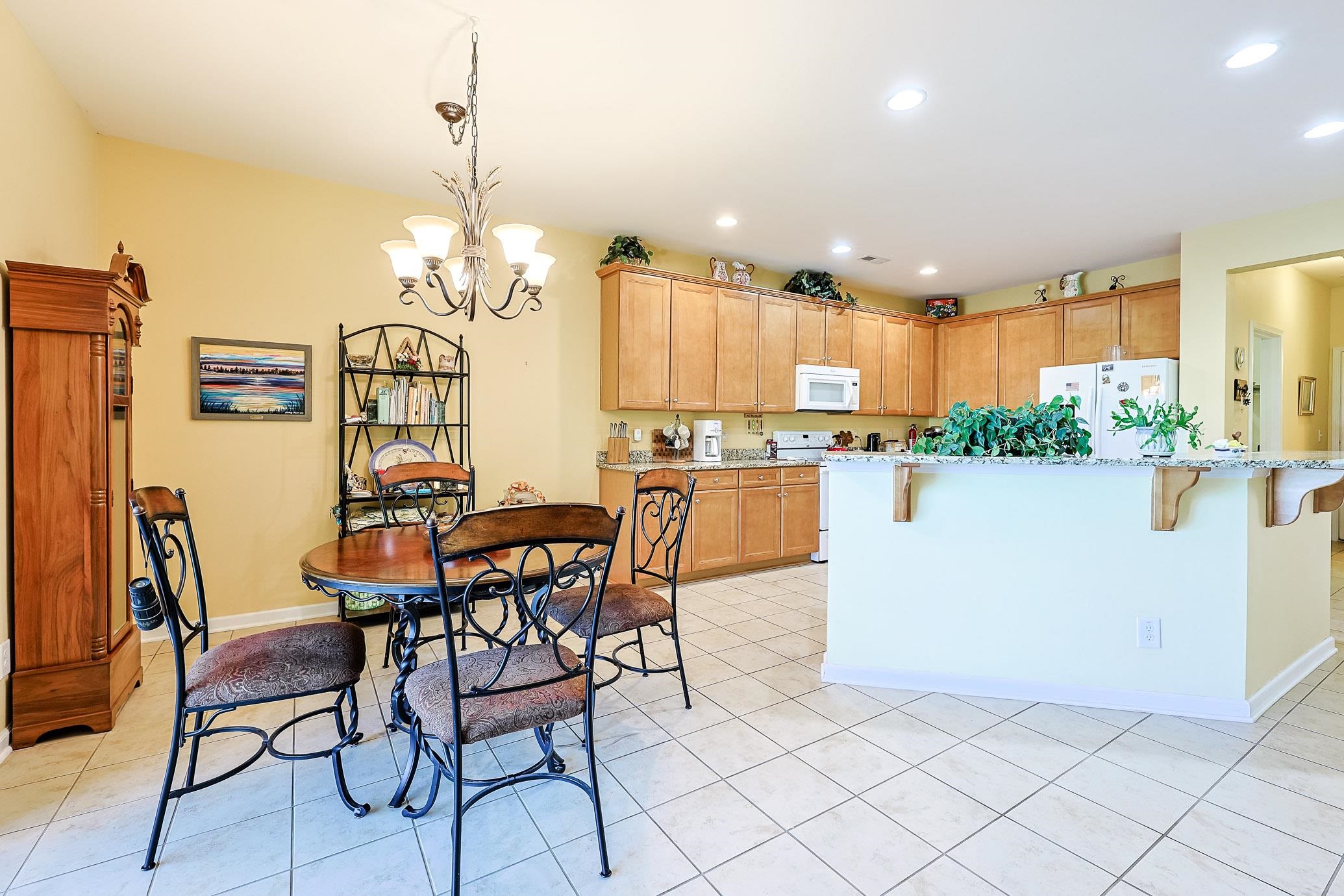 634 W Chatman Dr. Property Photo 8
