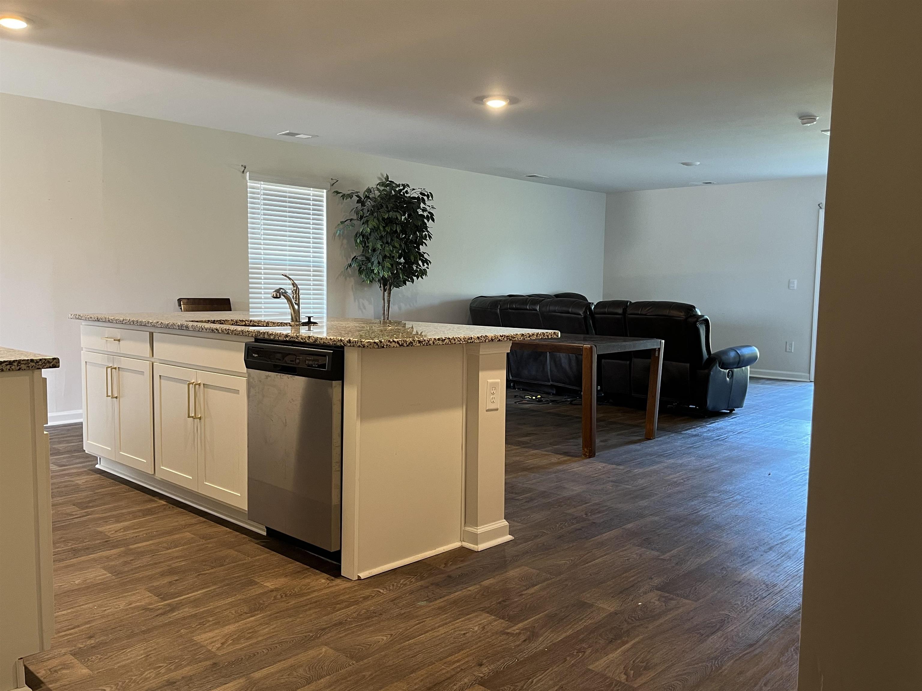 568 Woodland Farms Circle Property Photo 6