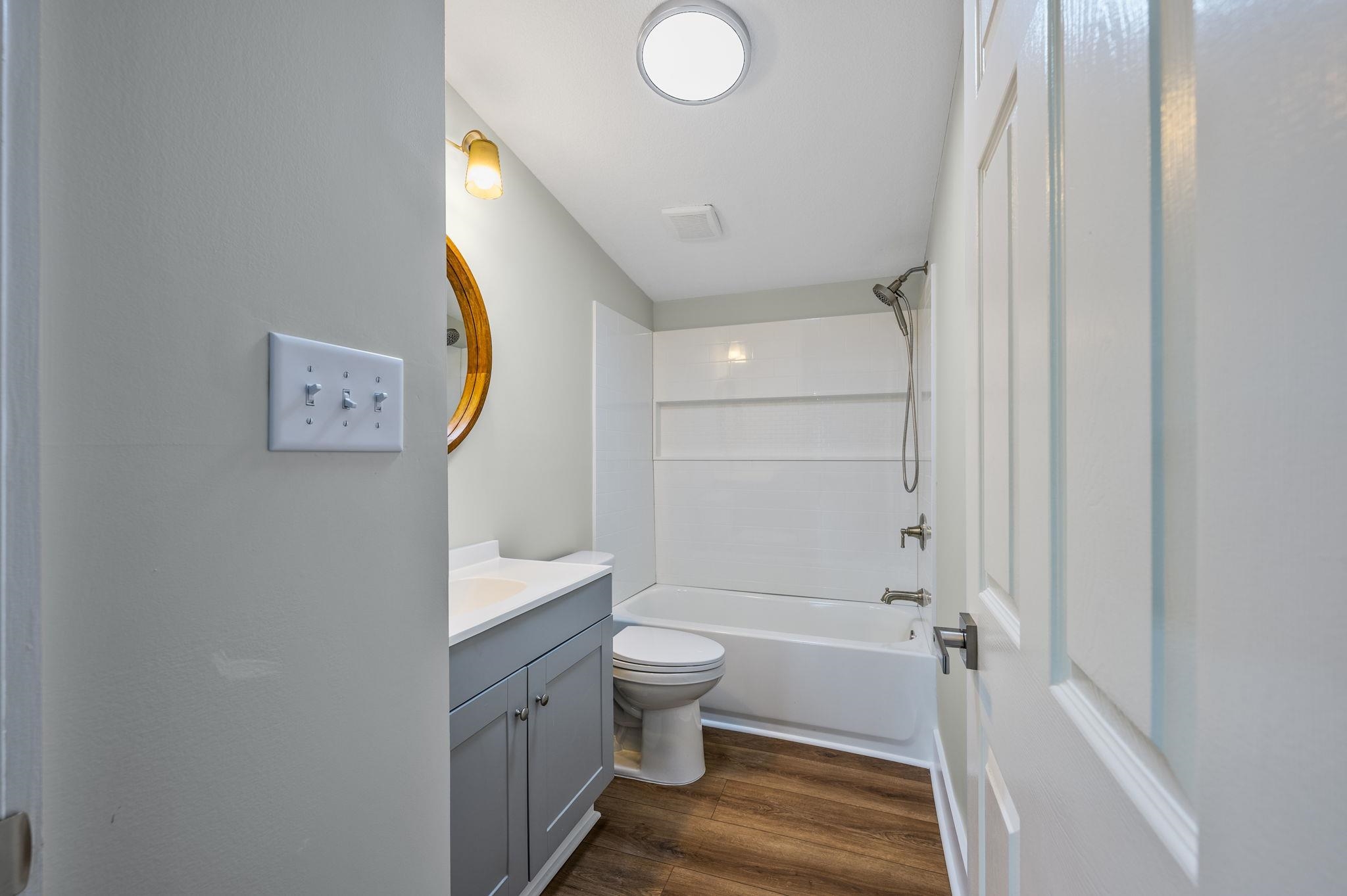 4439 Old Tram Rd. Property Photo 14