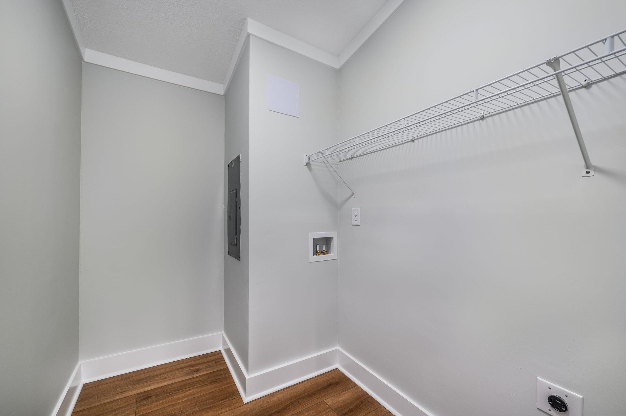 4439 Old Tram Rd. Property Photo 25