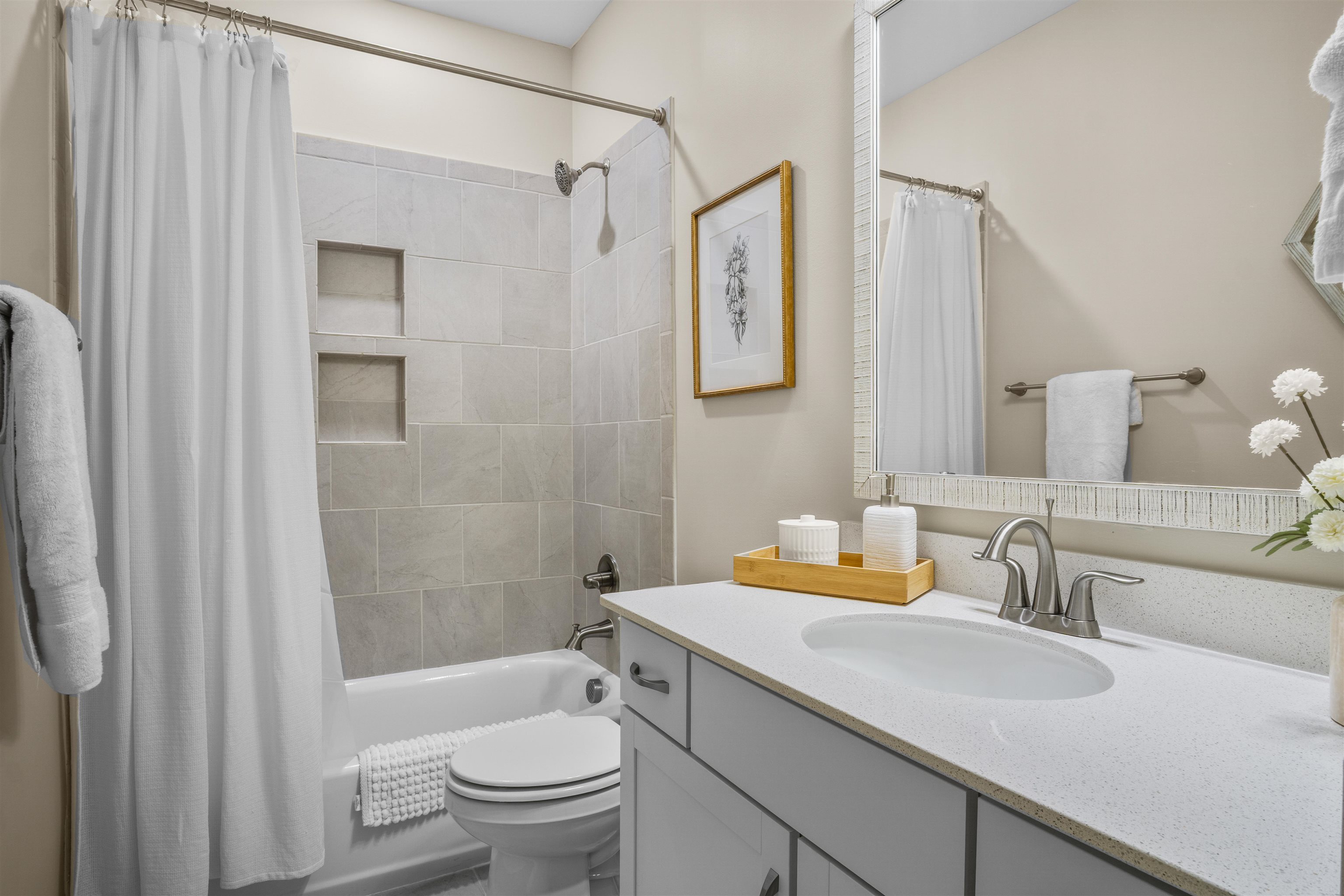 211 Sundew Loop Property Photo 19