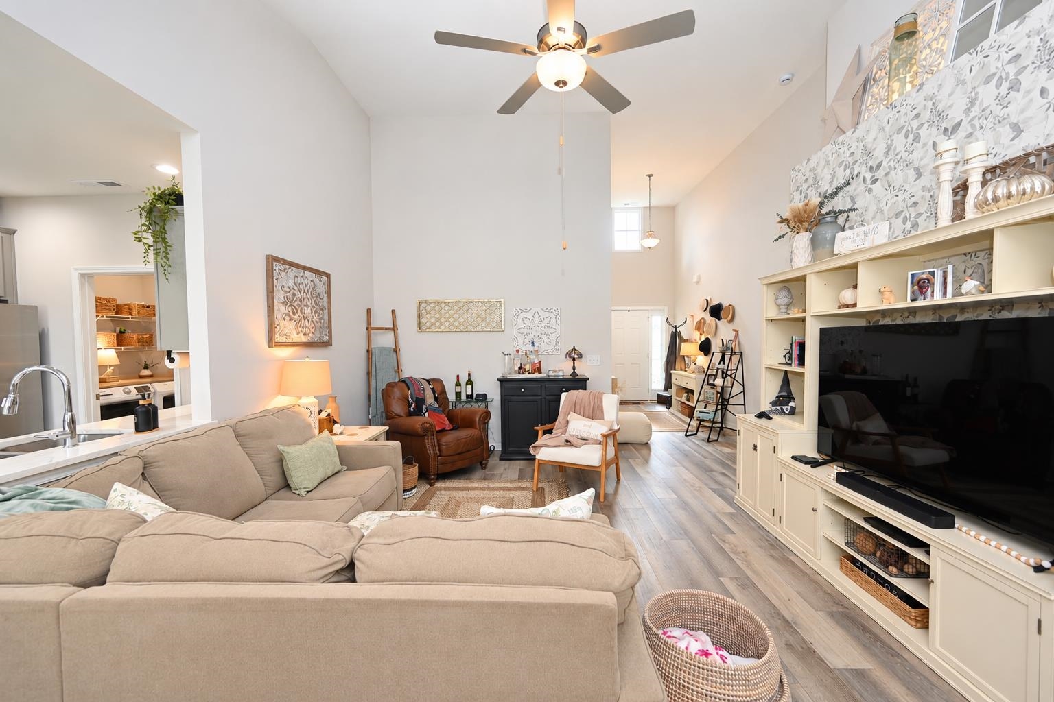 240 Lakota Loop Property Photo 8