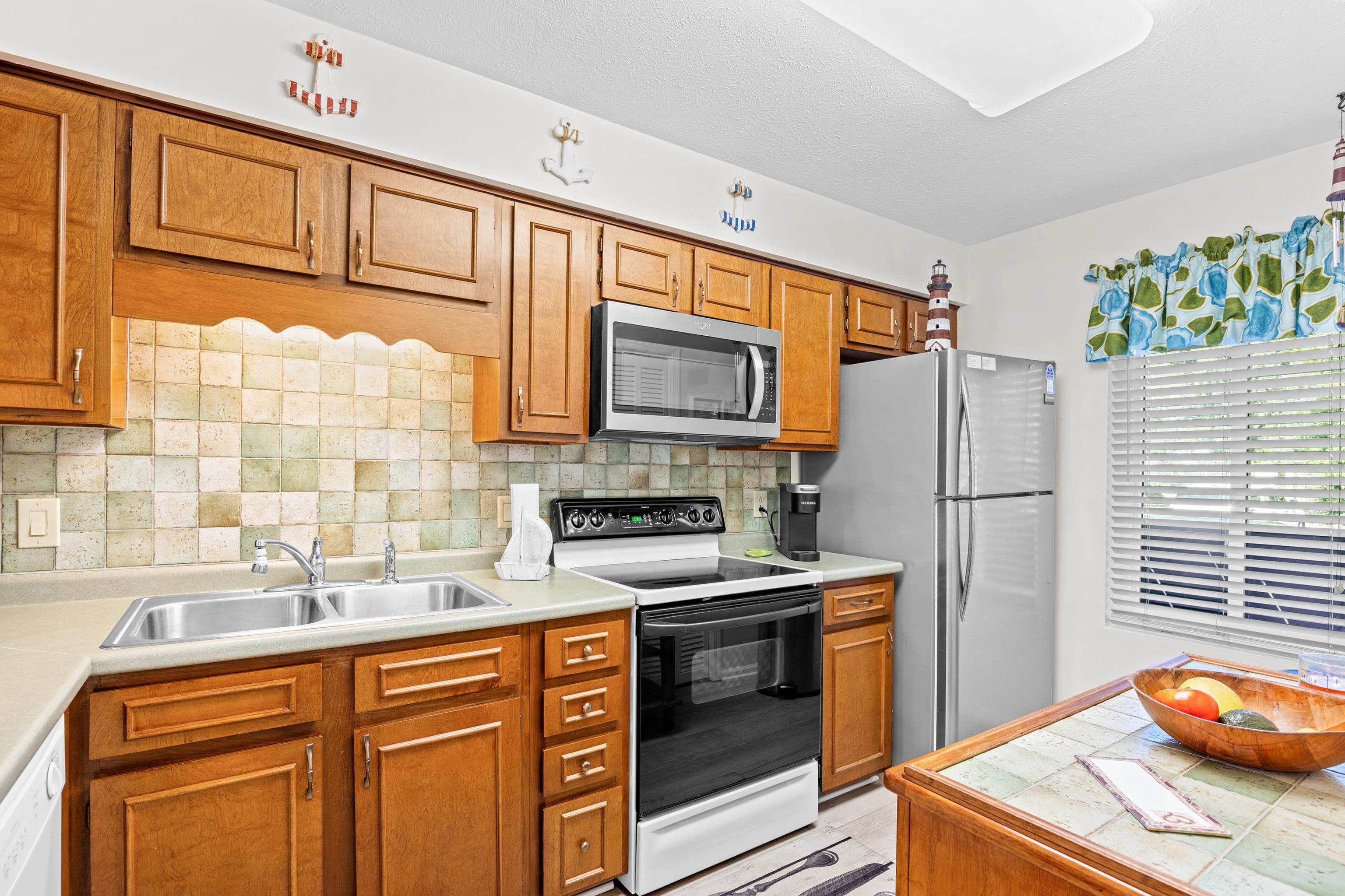 5507 N Ocean Blvd. Property Photo 9