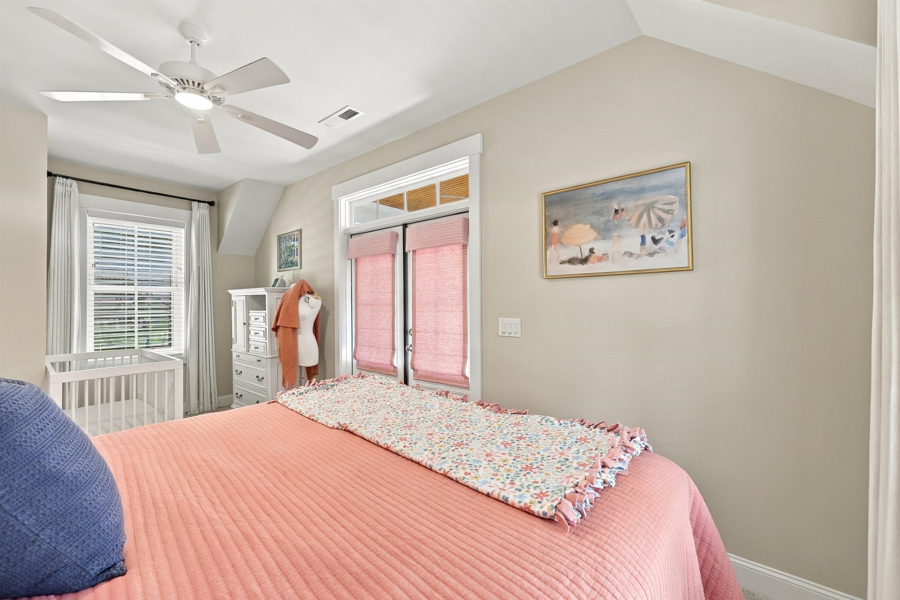 8086 Laurel Ash Ave. Property Photo 27