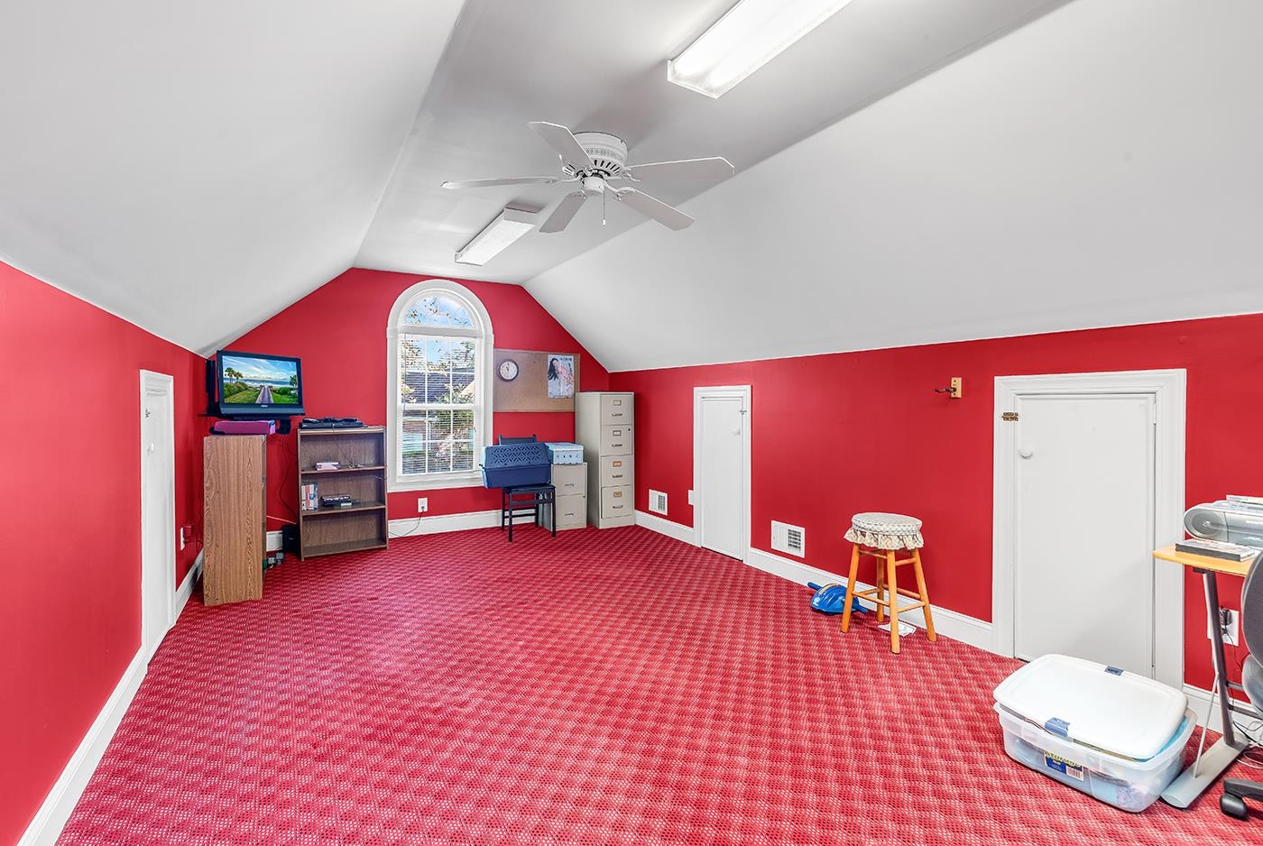 205 Berwick Dr. Property Photo 23