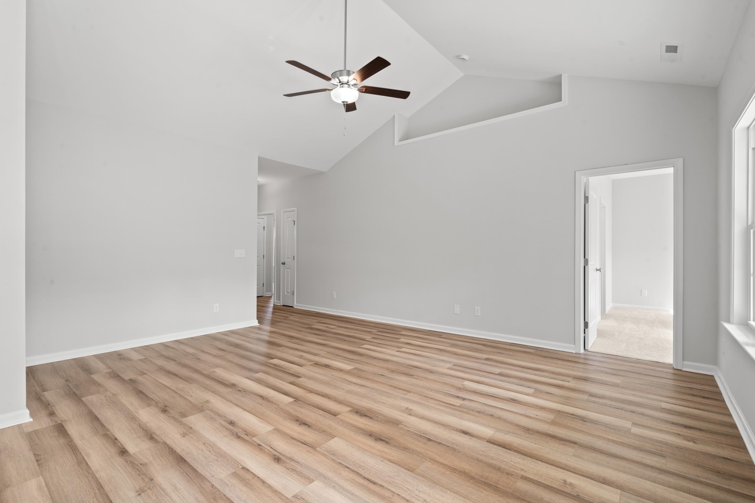 187 Stillbrook Dr. Property Photo 4