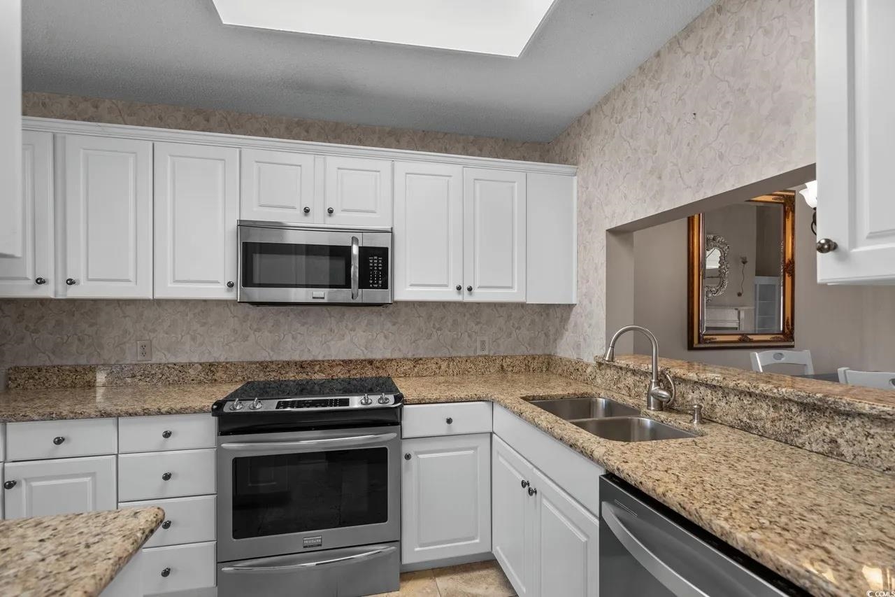 3835 Masters Ct. Property Photo 12