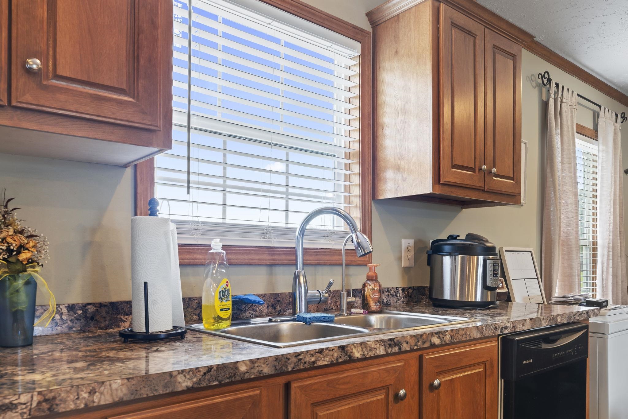 6608 Black Creek Rd. Property Photo 13