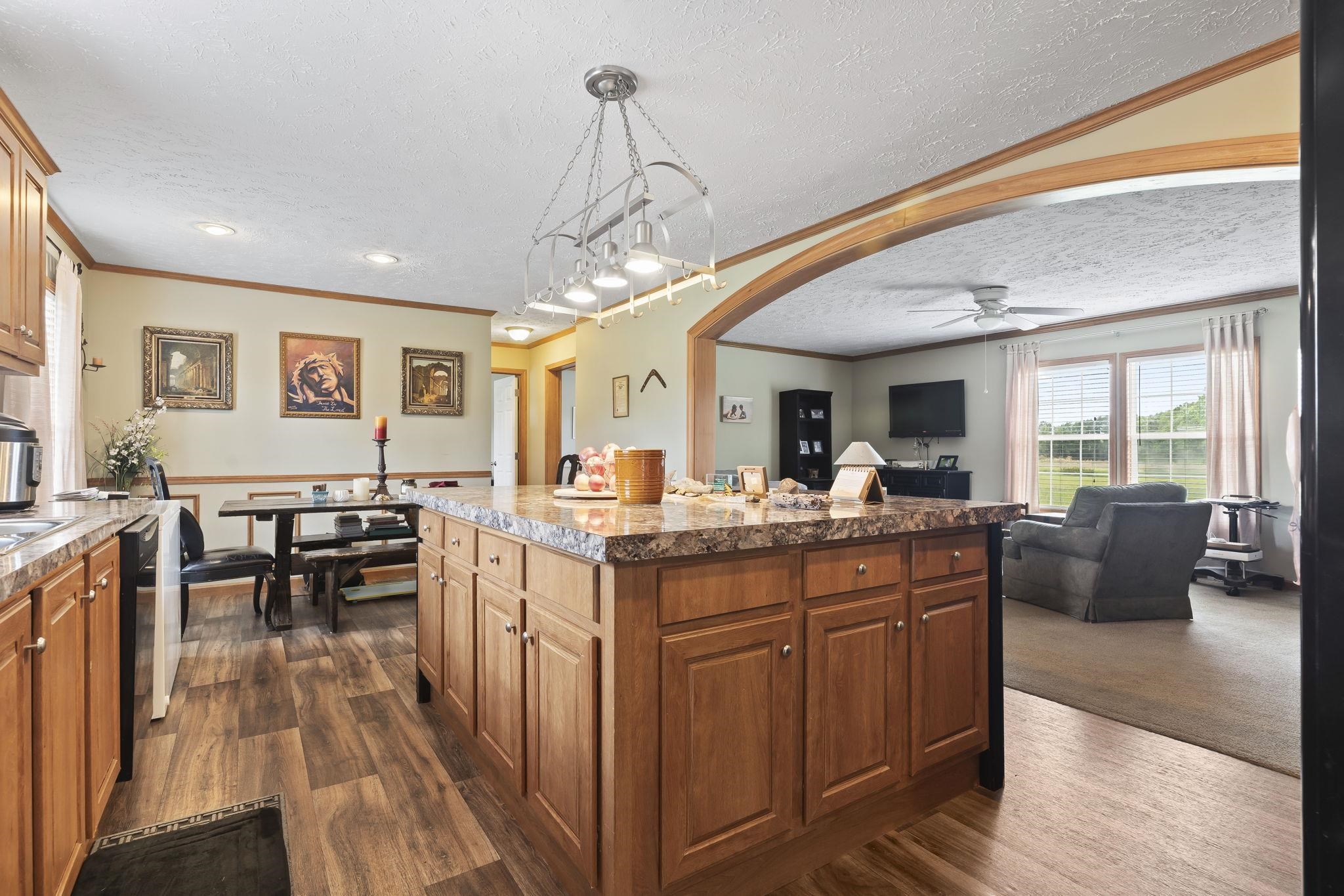 6608 Black Creek Rd. Property Photo 14