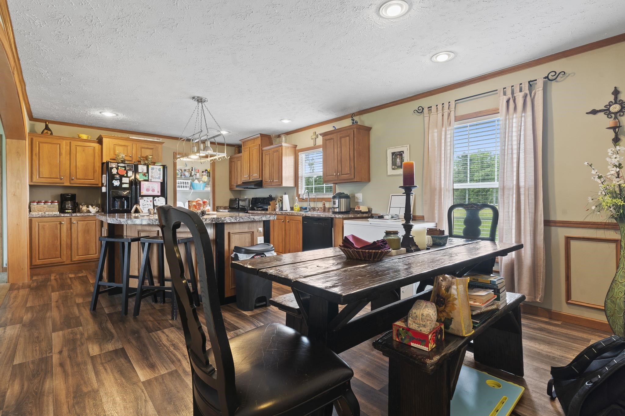 6608 Black Creek Rd. Property Photo 22