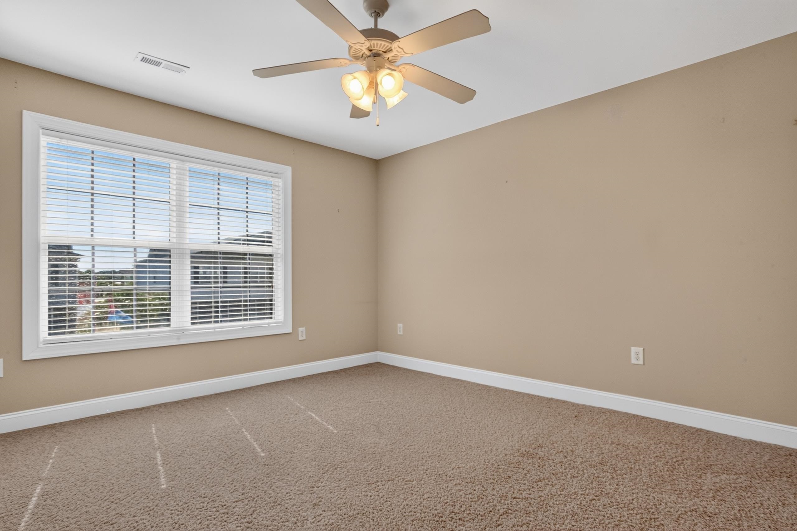 1005 Kelly Ct. Property Photo 30