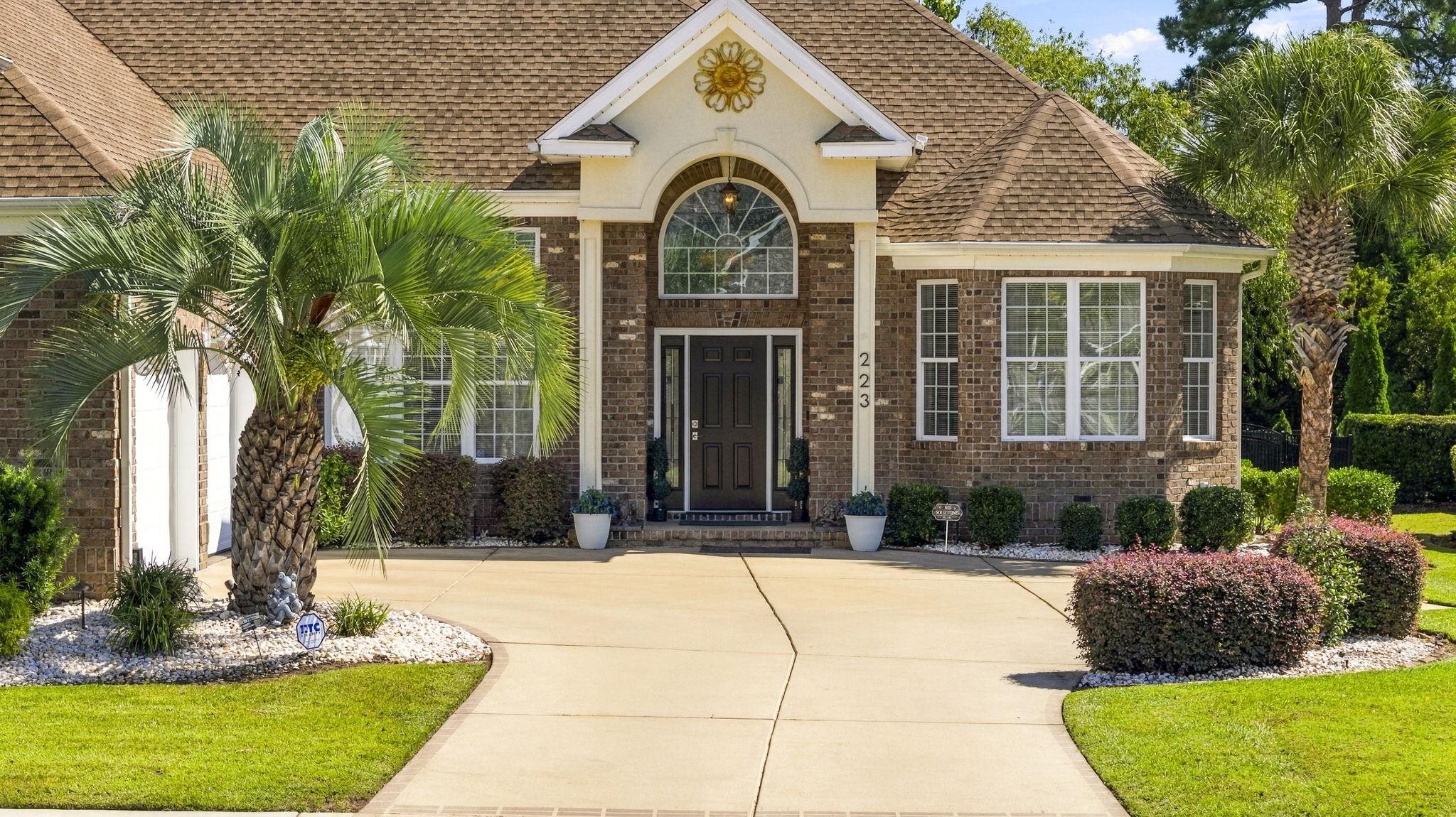 223 Welcome Dr. Property Photo 2