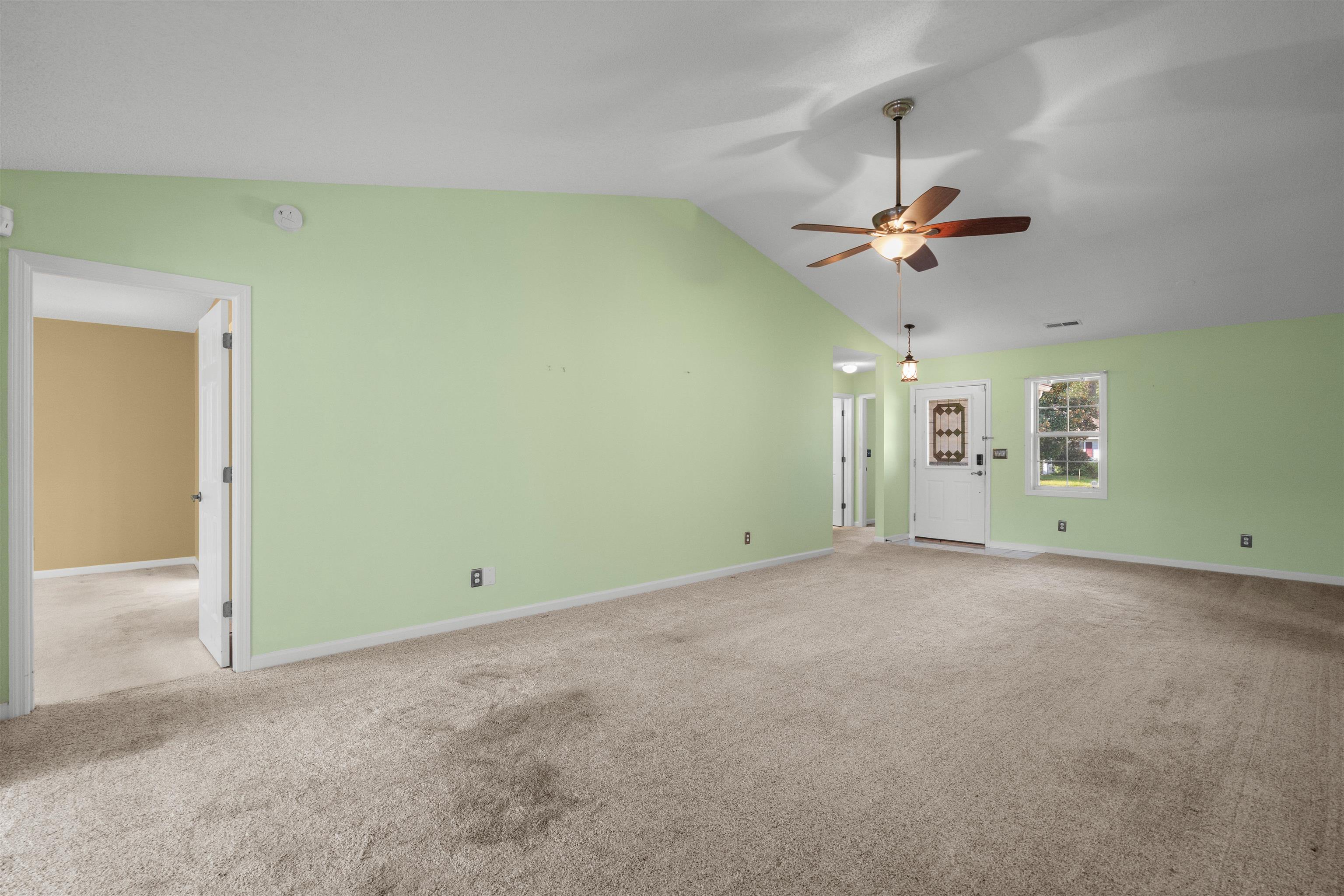 6450 Sweet Gum Trail Property Photo 3