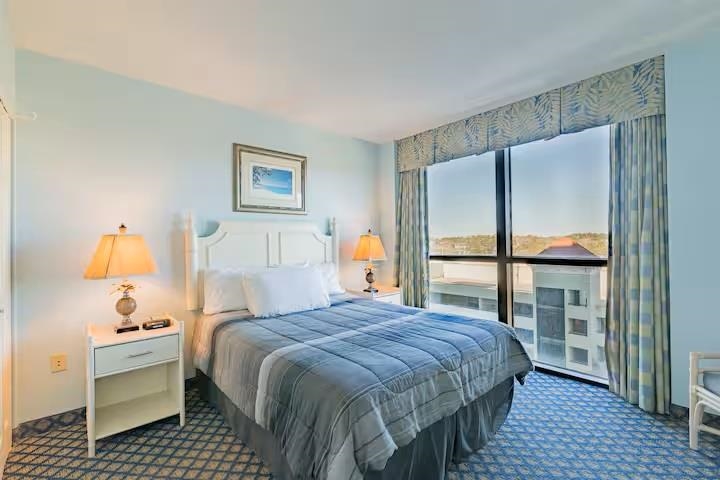 3000 N Ocean Blvd. Property Photo 13