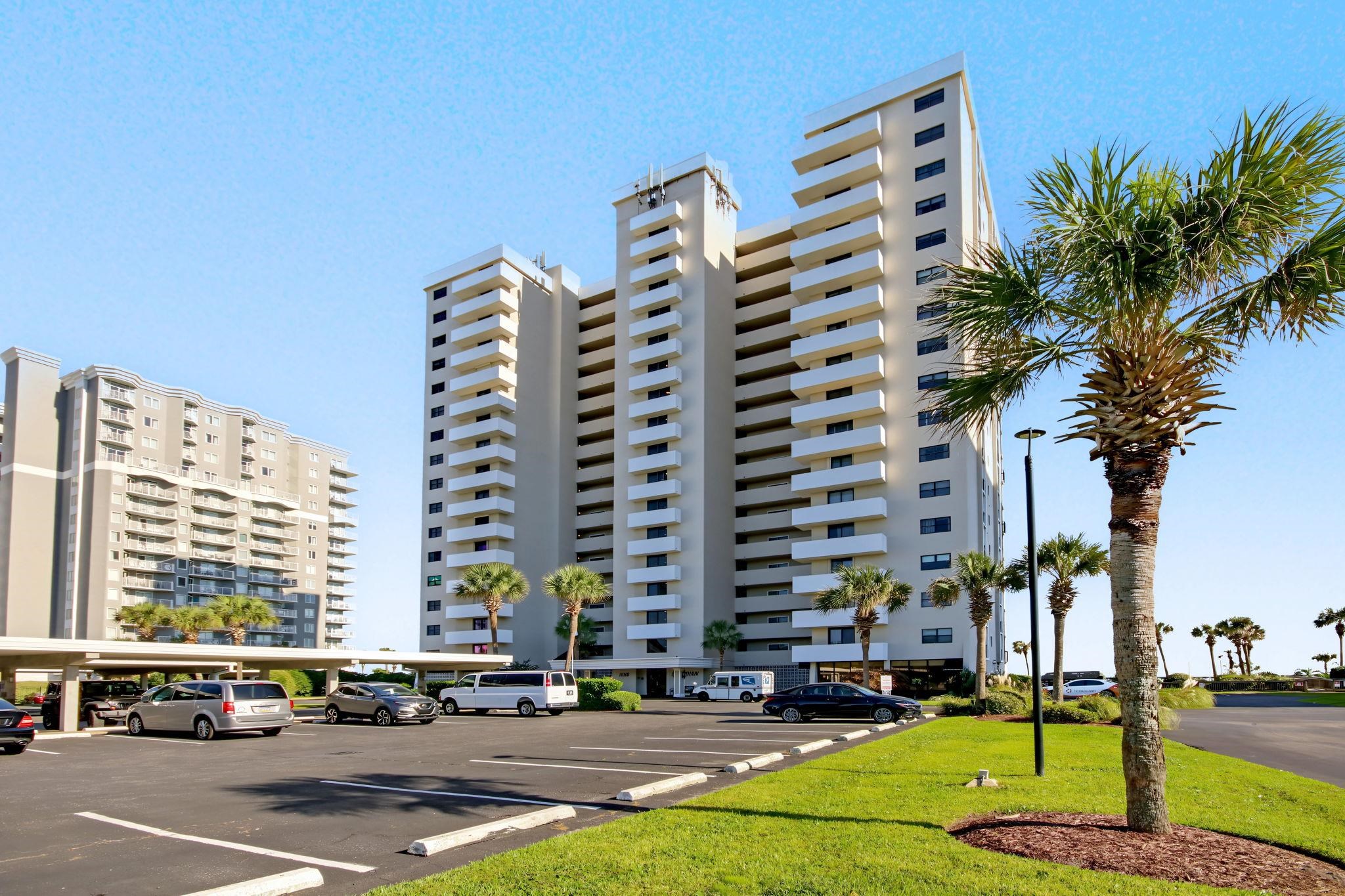 10200 Beach Club Dr. Property Photo 1
