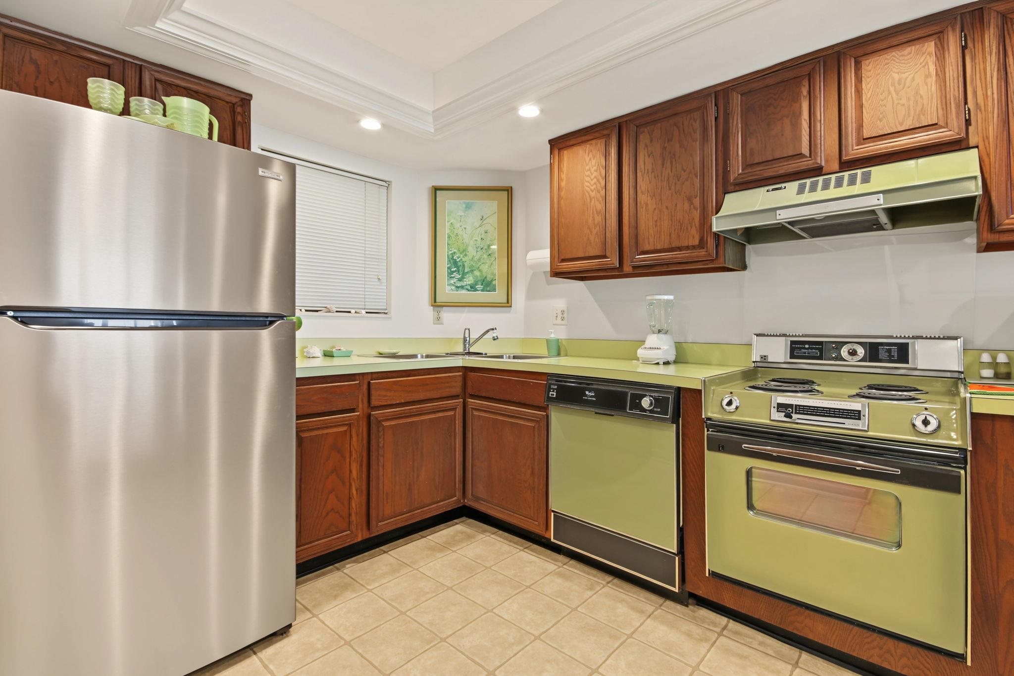 10200 Beach Club Dr. Property Photo 17