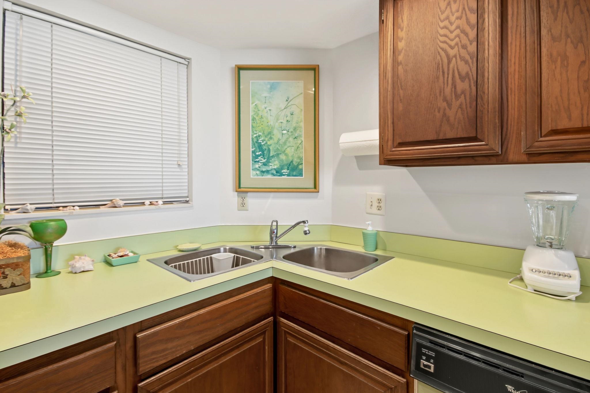 10200 Beach Club Dr. Property Photo 19