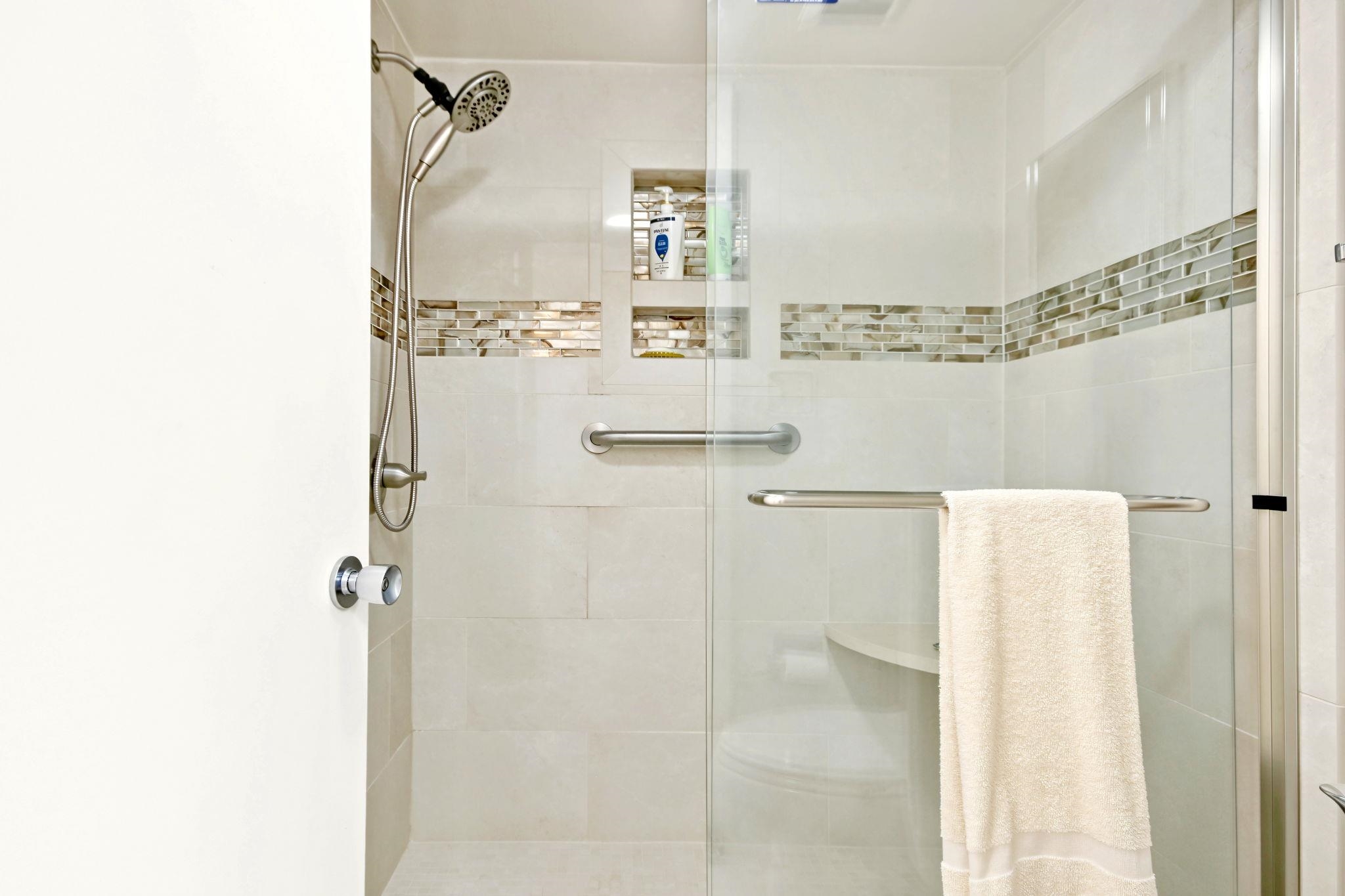10200 Beach Club Dr. Property Photo 25