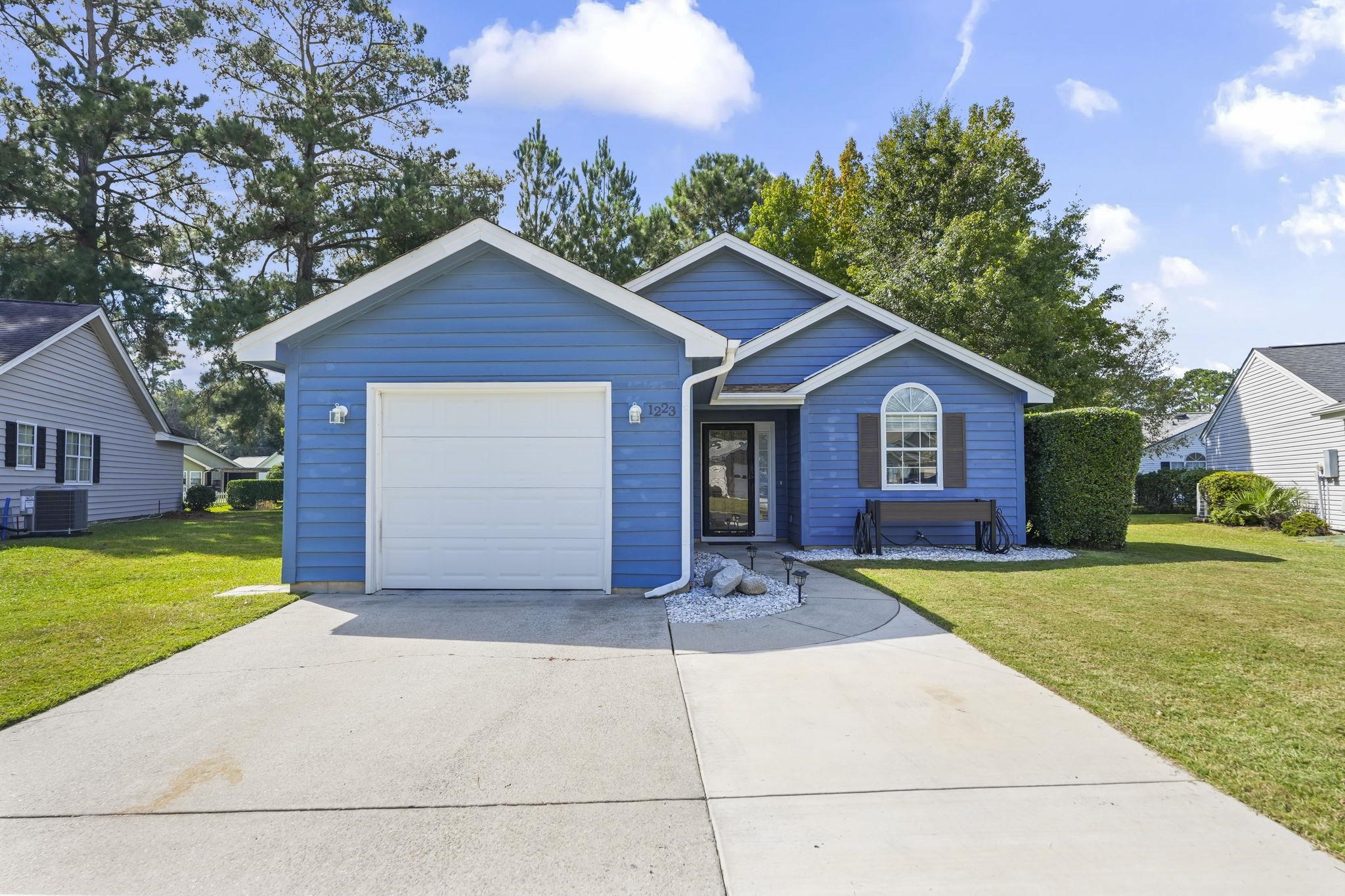 1223 Formby Ct. Property Photo 2