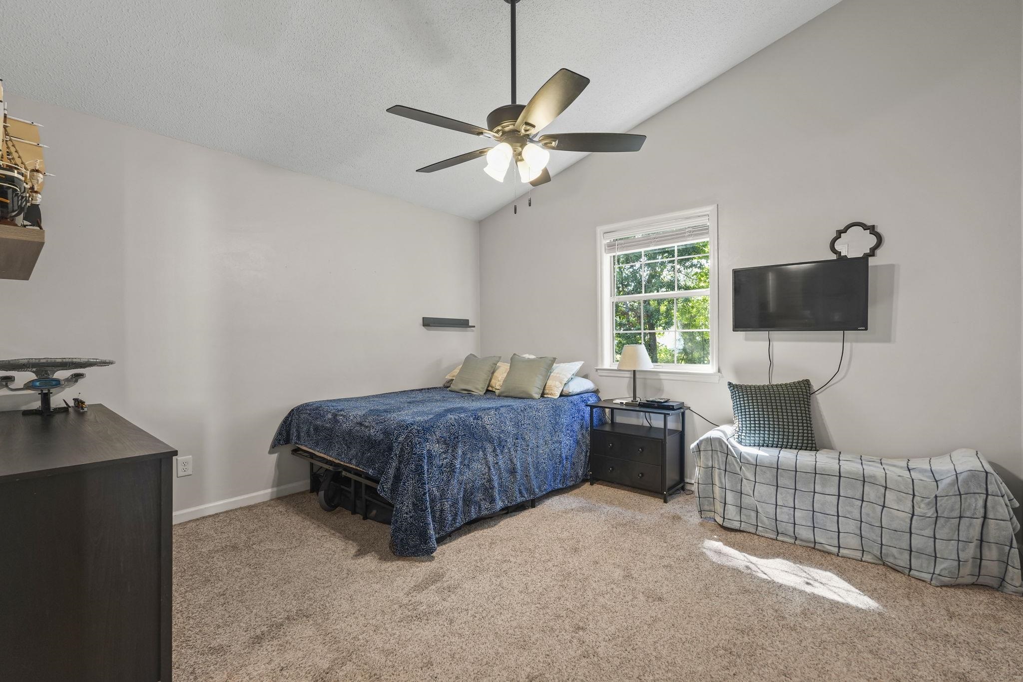 1223 Formby Ct. Property Photo 31