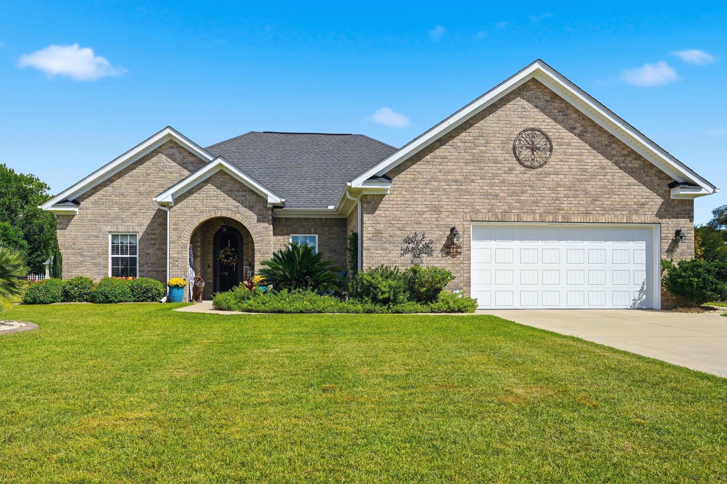 196 Vineyard Lake Circle Property Photo 17