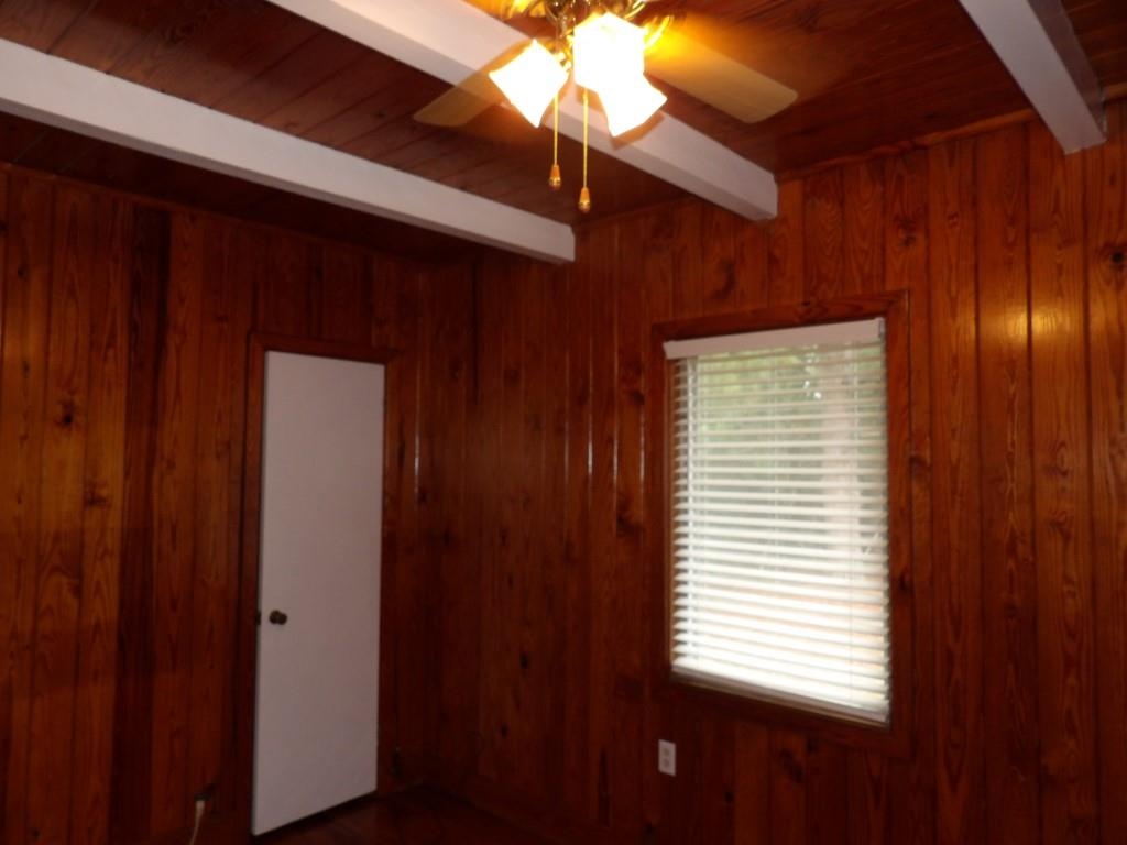 1619 Hillside Dr. S Property Photo 11