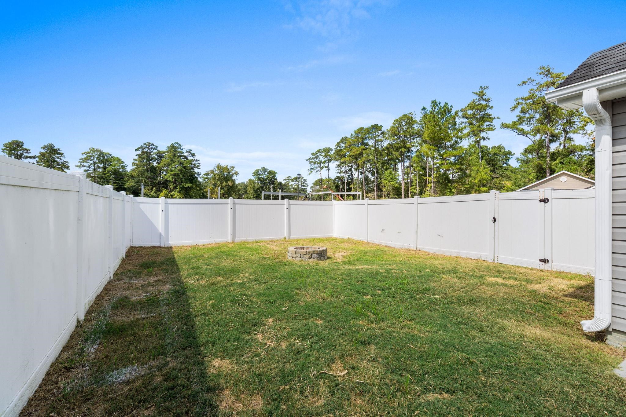 265 Upper Saddle Circle Property Photo 18