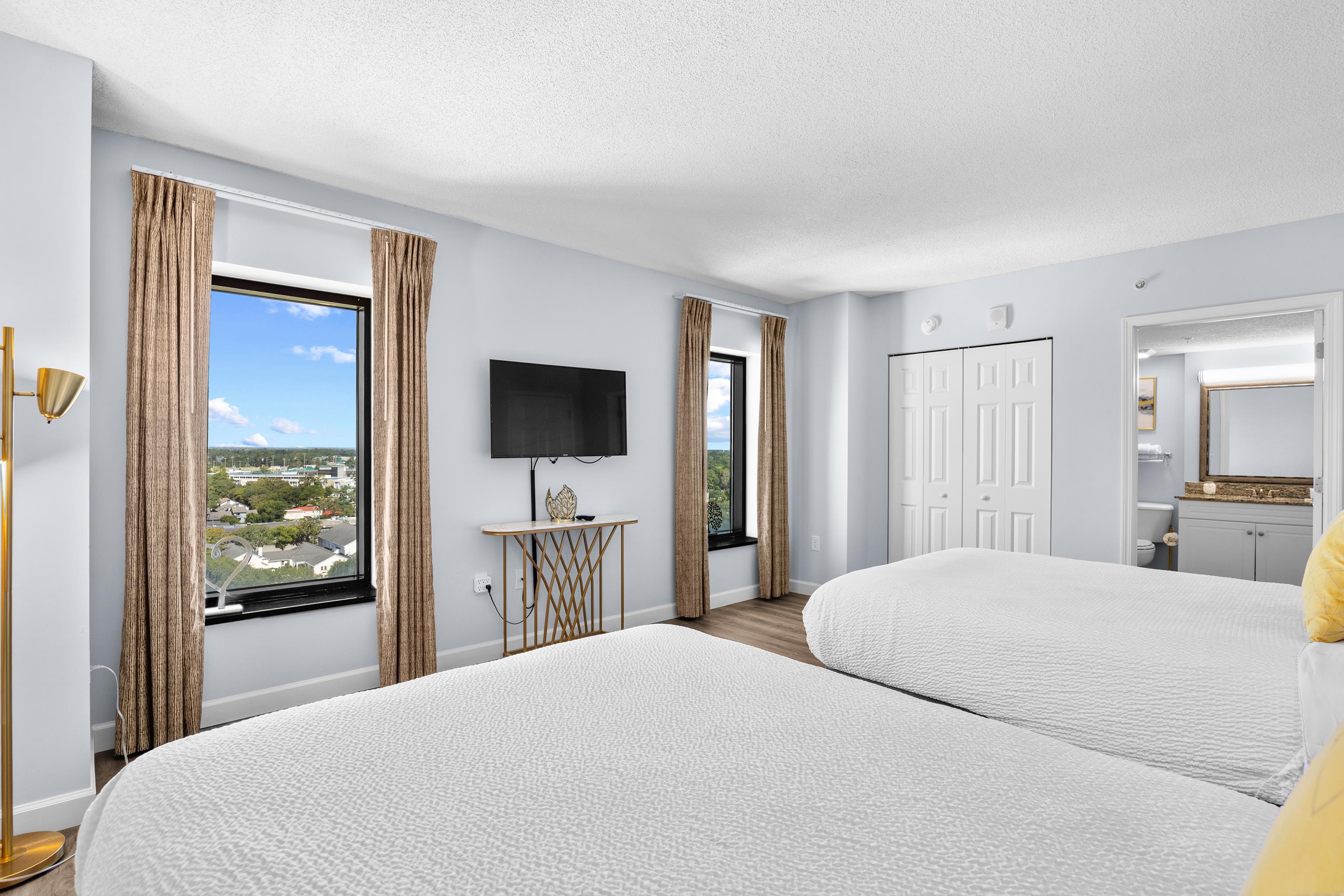 3000 N Ocean Blvd. Property Photo 7