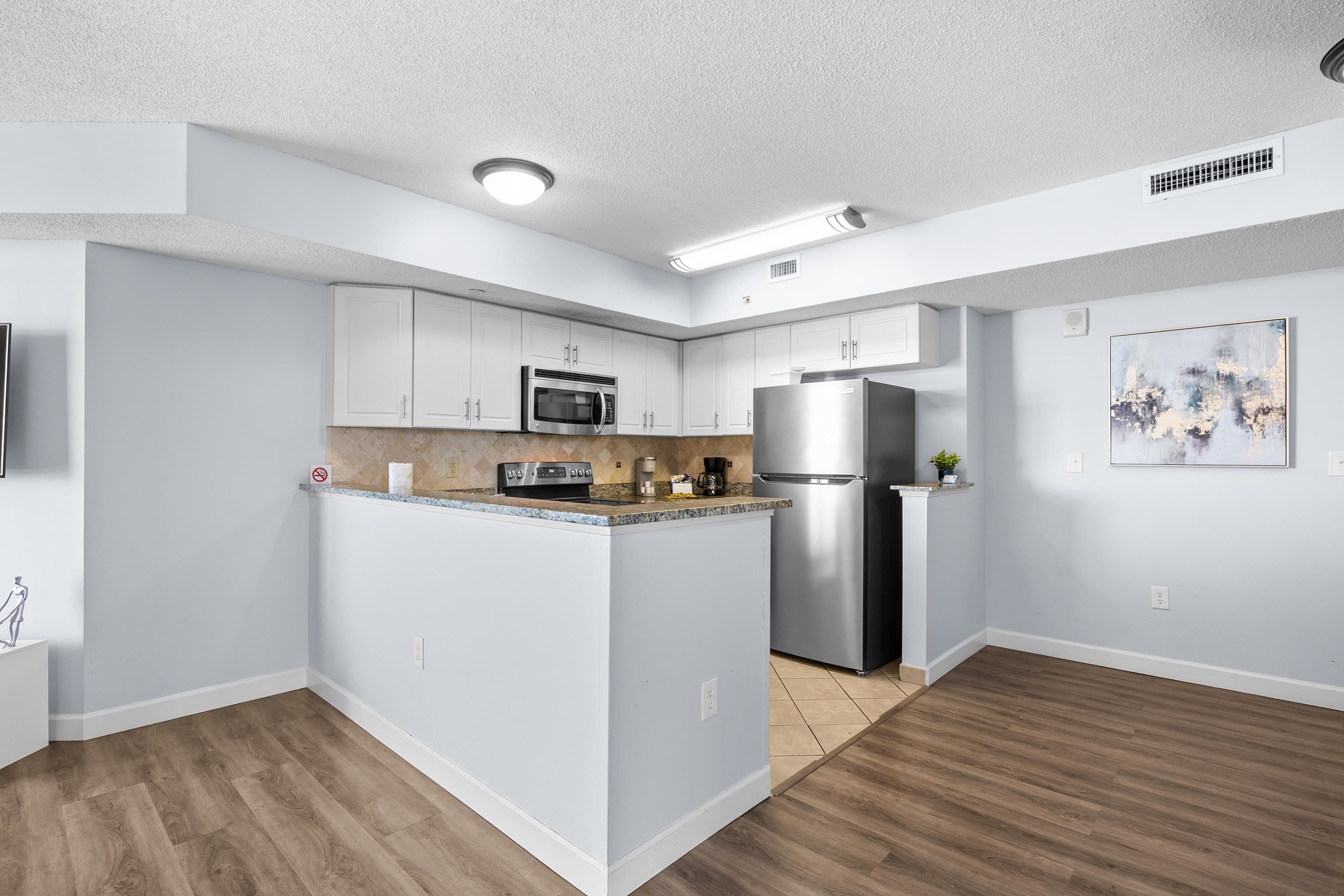 3000 N Ocean Blvd. Property Photo 17