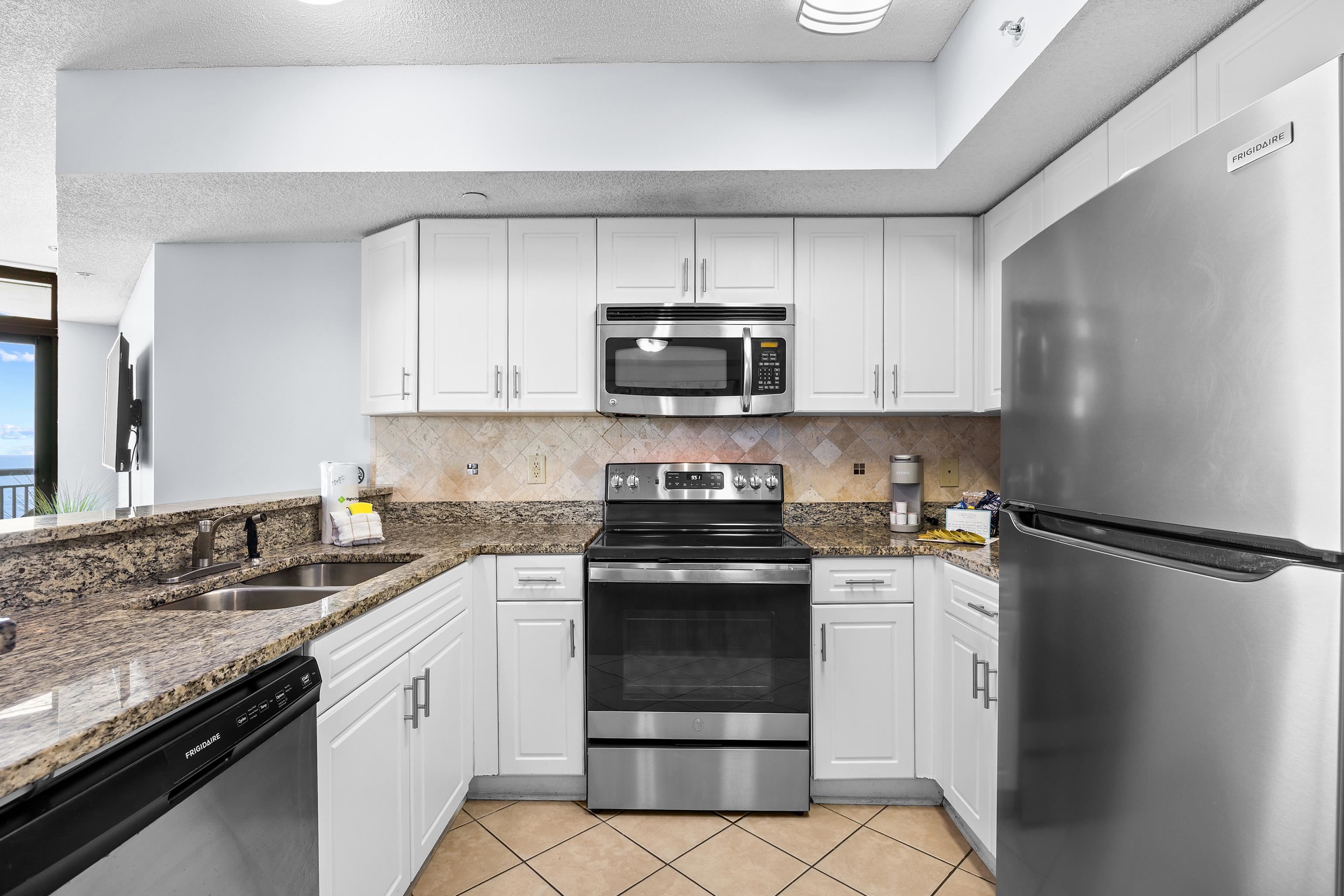 3000 N Ocean Blvd. Property Photo 18