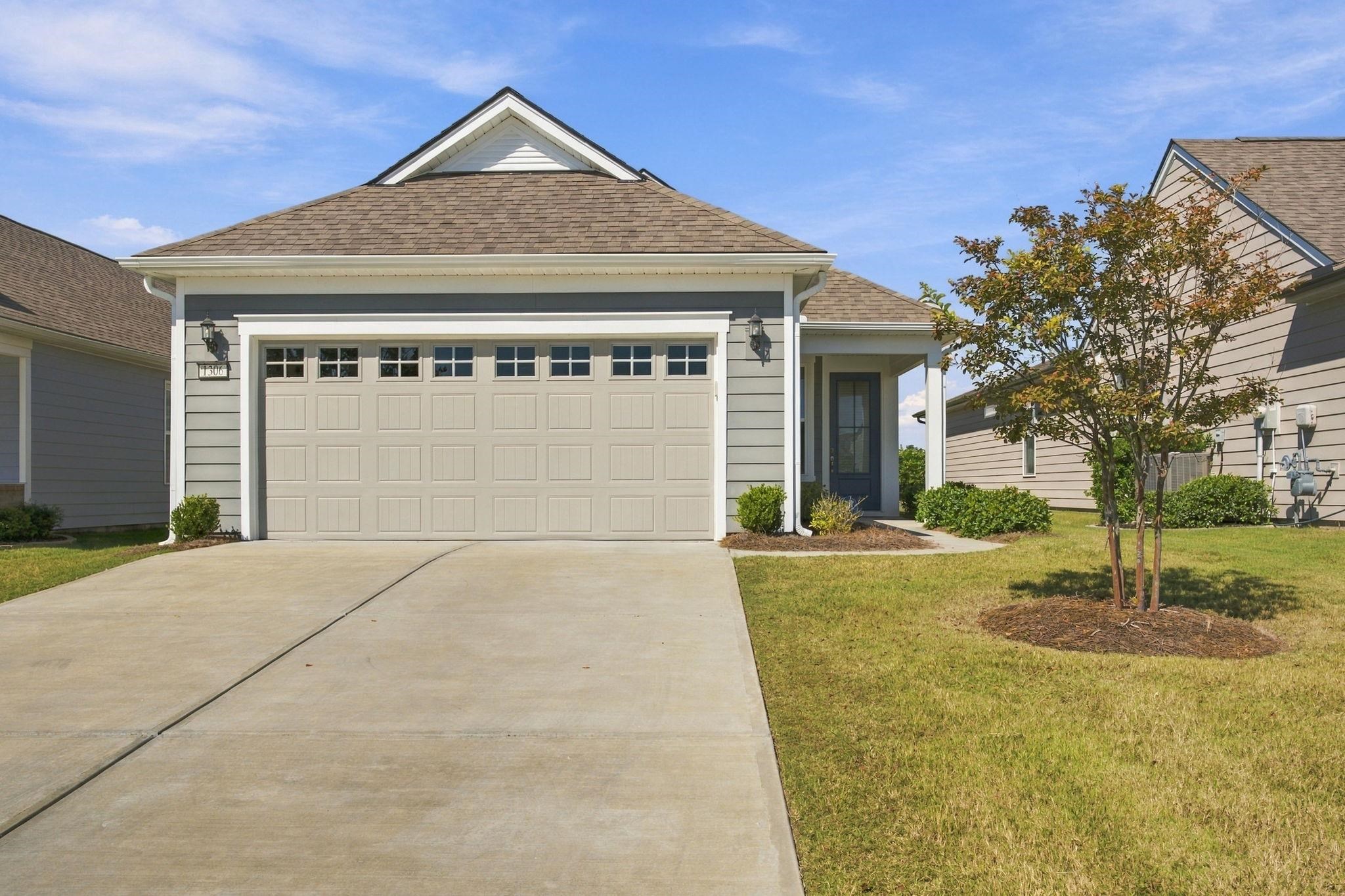 1306 Littleleaf Loop Property Photo 1