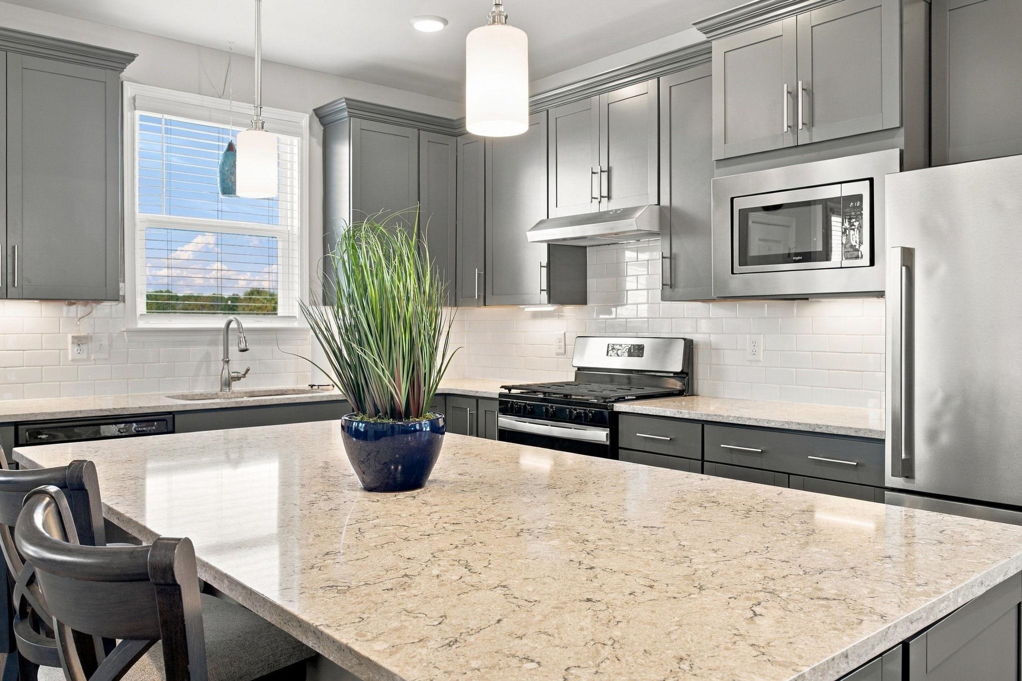 1306 Littleleaf Loop Property Photo 8
