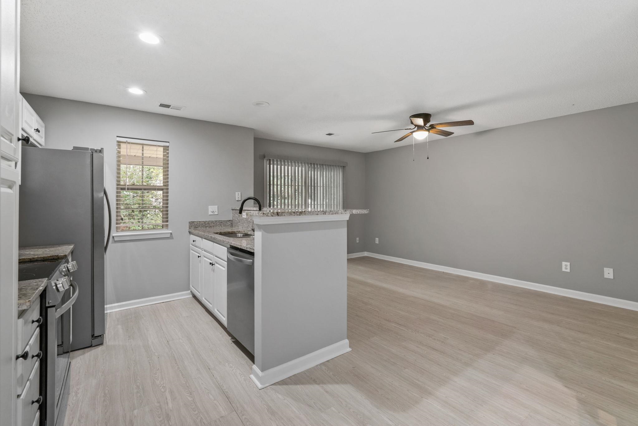 753 Wilshire Ln. Property Photo 7