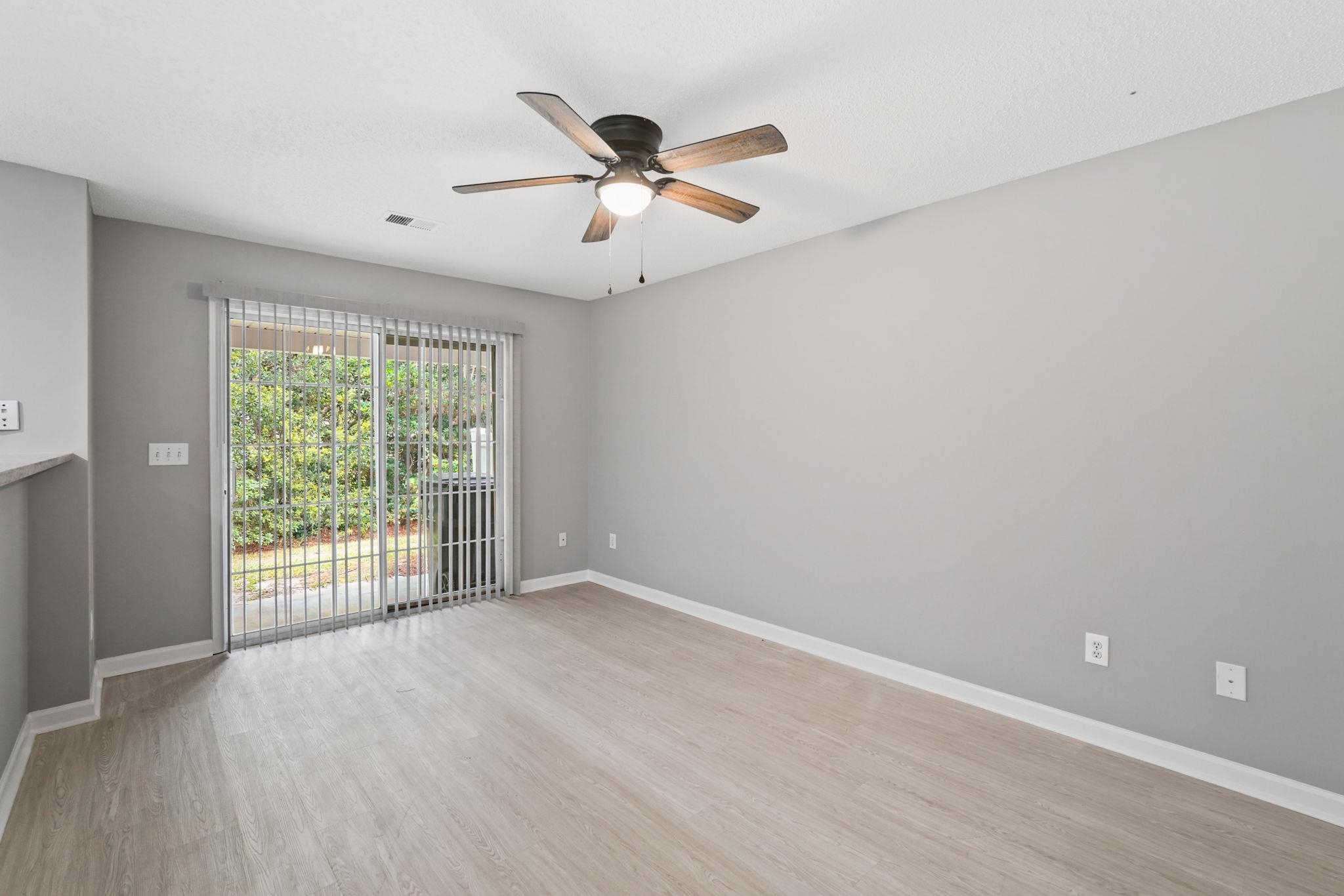 753 Wilshire Ln. Property Photo 10