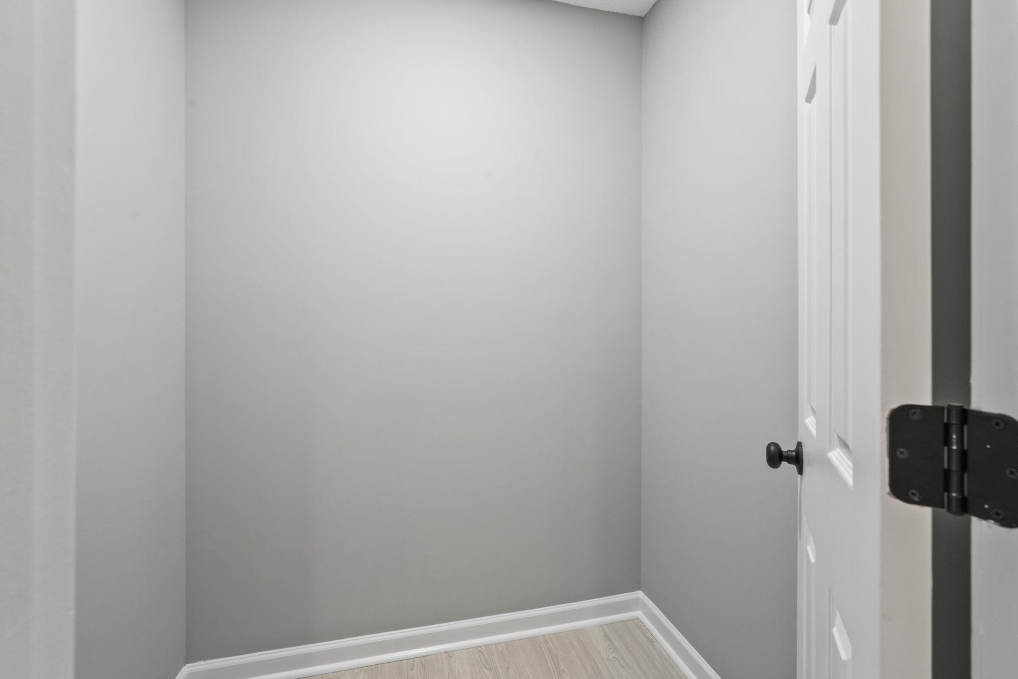 753 Wilshire Ln. Property Photo 18