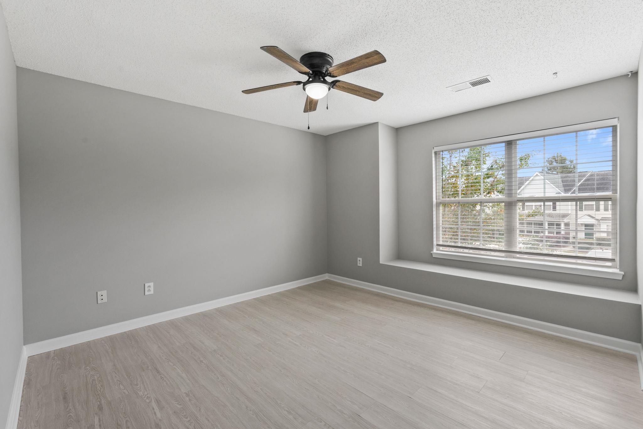 753 Wilshire Ln. Property Photo 25