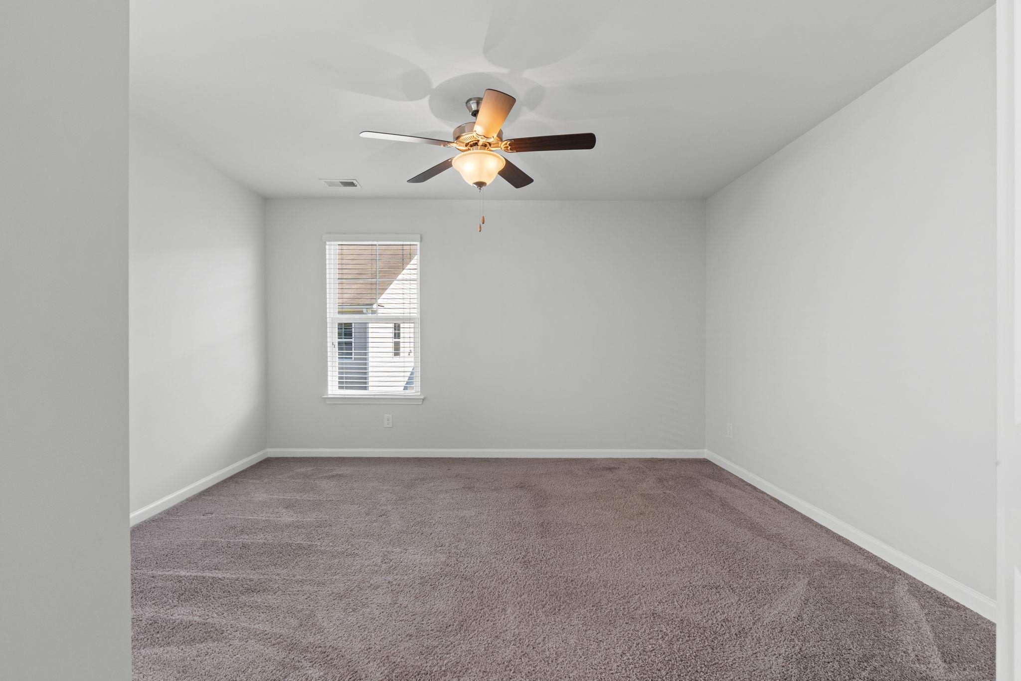 1115 Fairway Ln. Property Photo 36