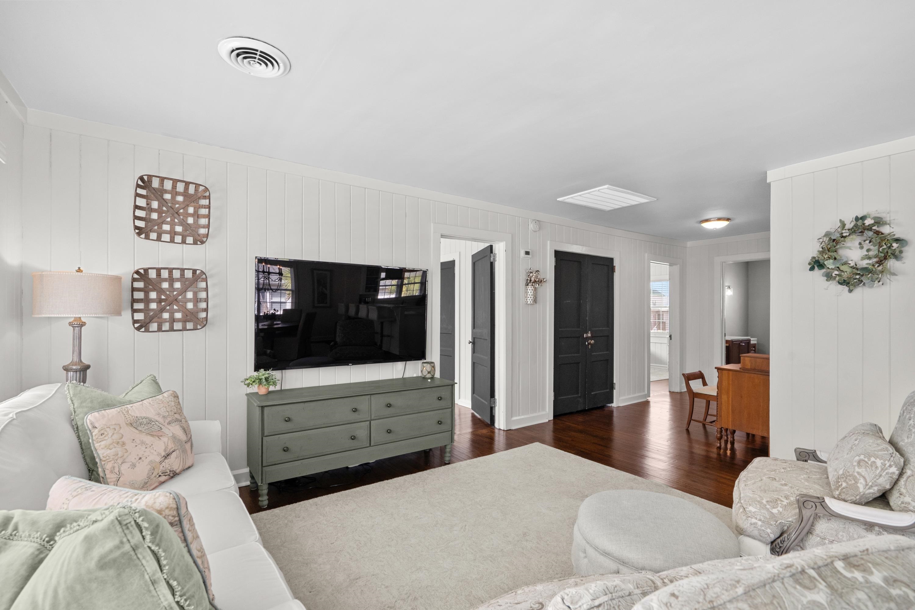 668 S Waccamaw Dr. Property Photo 12