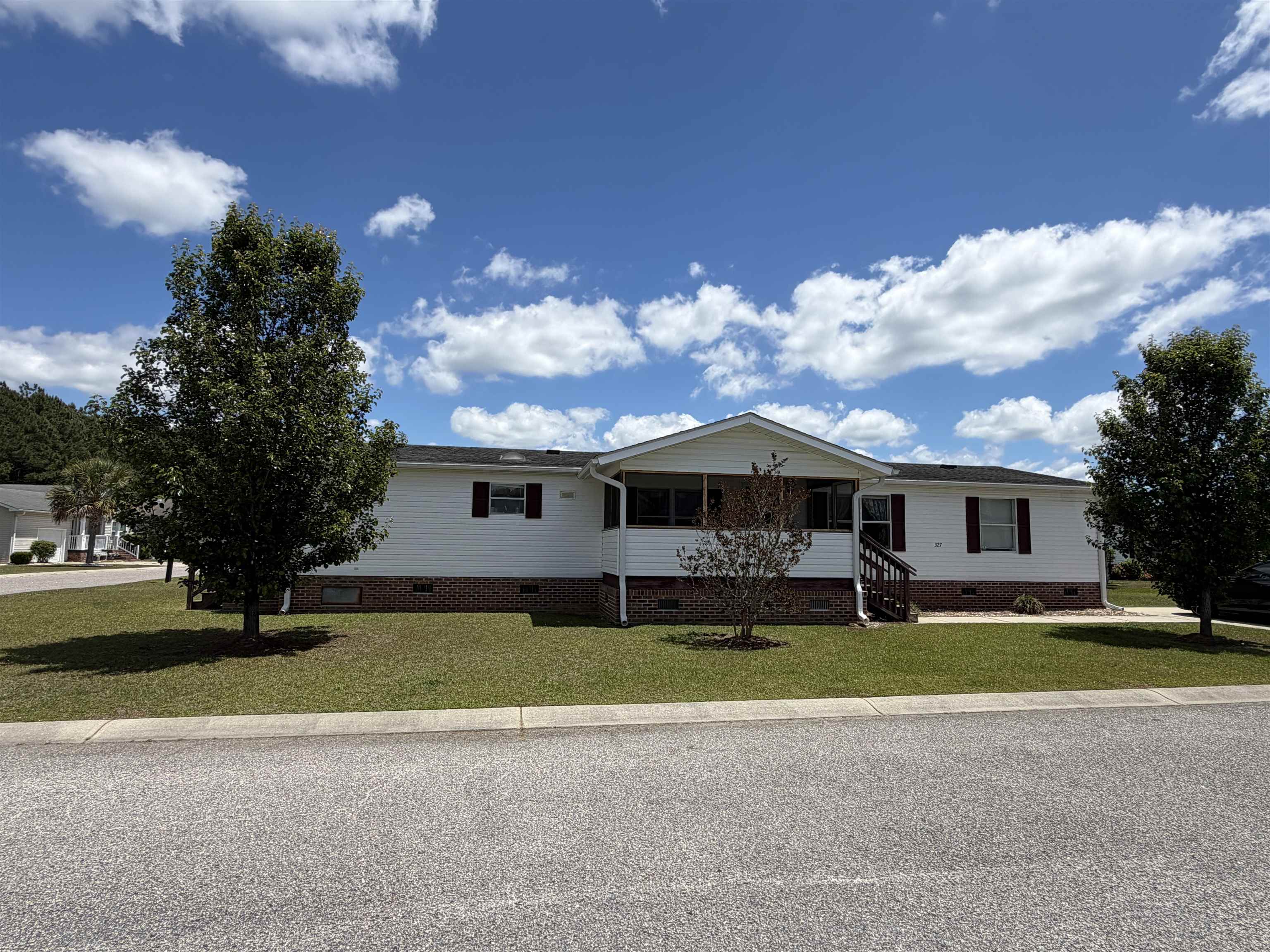327 Kanawha Trail Property Photo 1