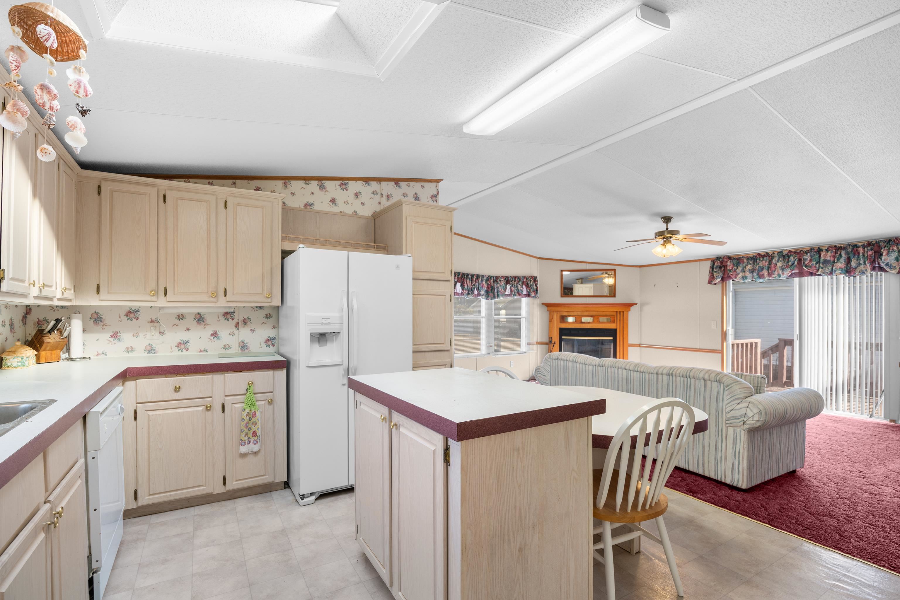 327 Kanawha Trail Property Photo 14